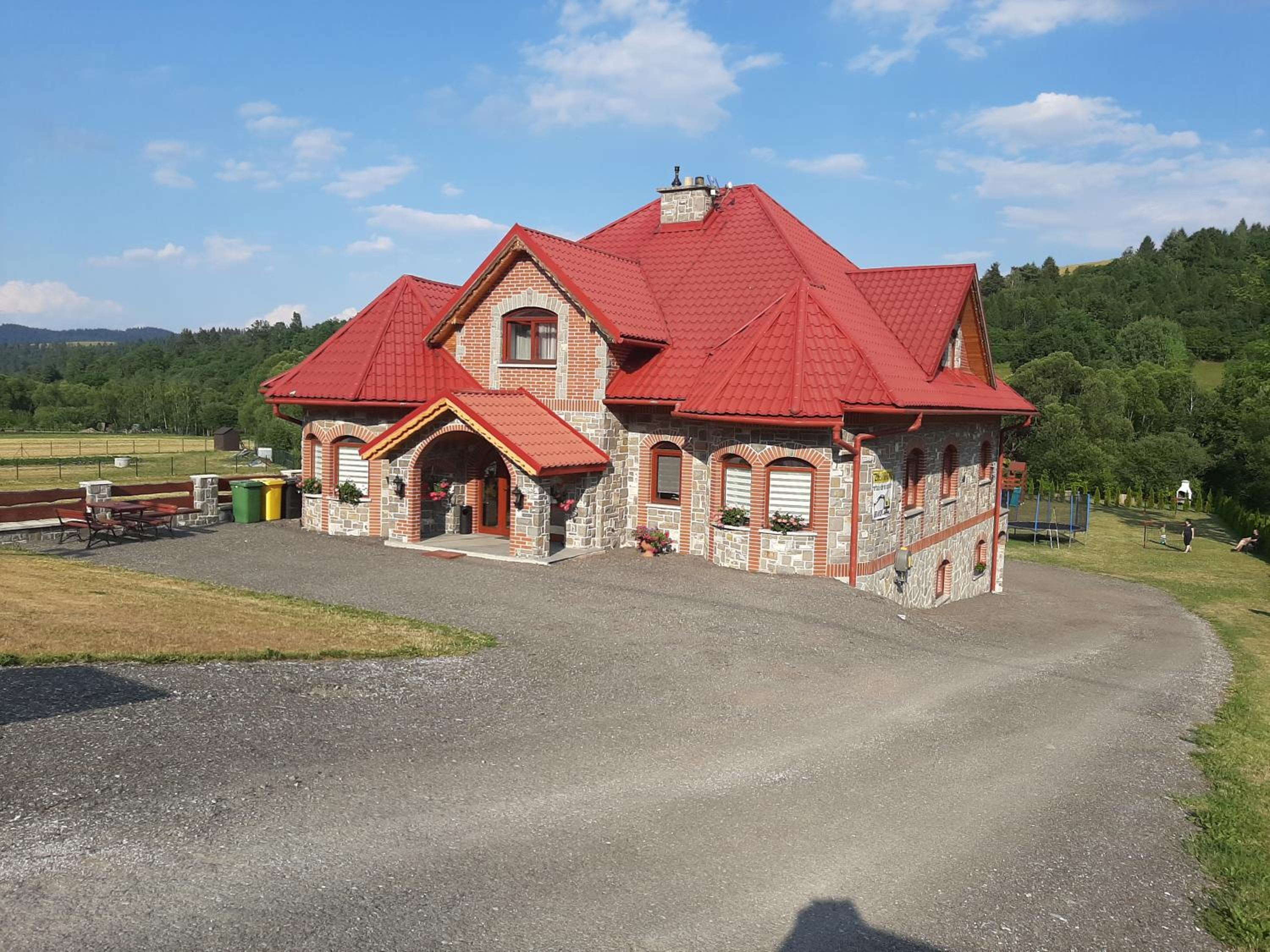 Photo 48