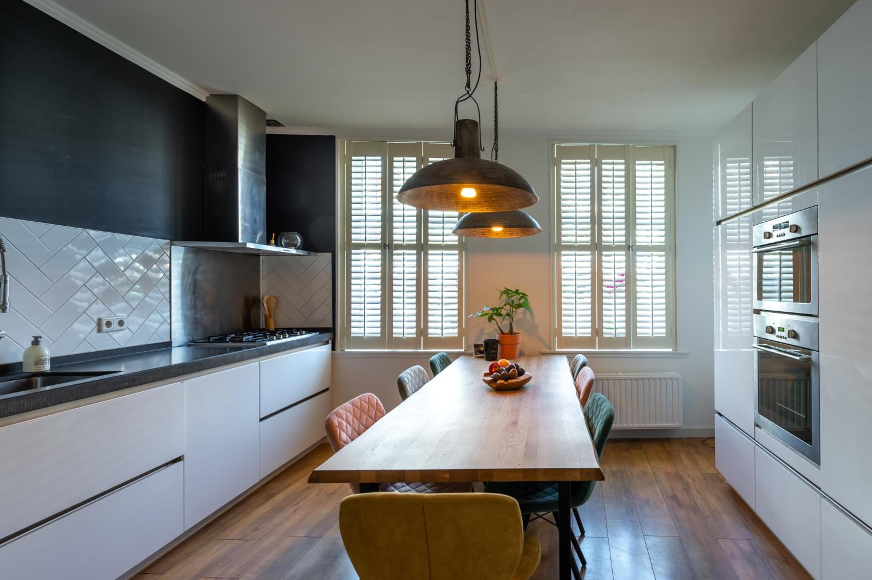 Unieke stadswoning met jacuzzi en sauna max 8 pers view 3