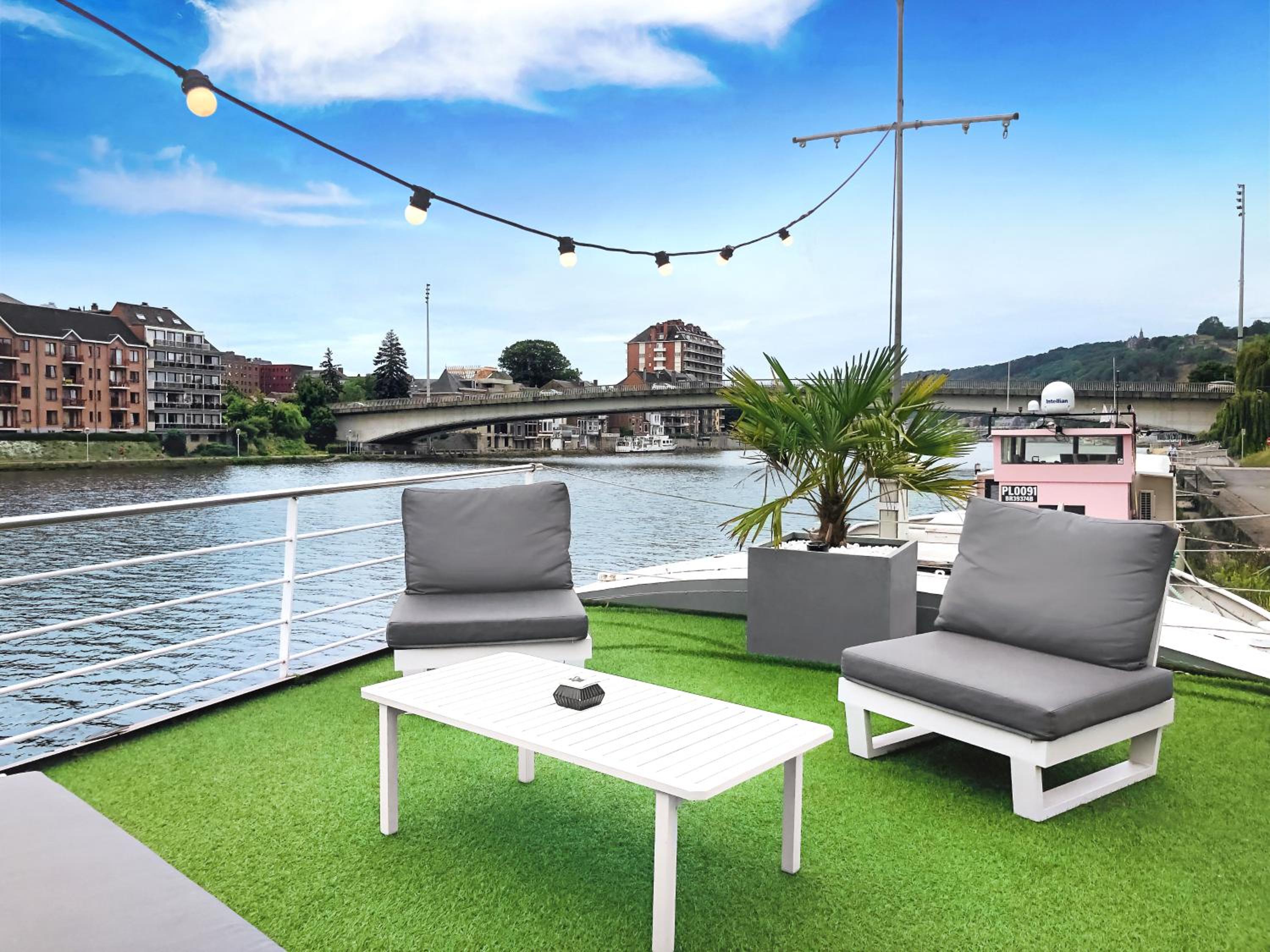 Arcadia - Péniche de Standing à Namur avec vue sur la Citadelle view 5