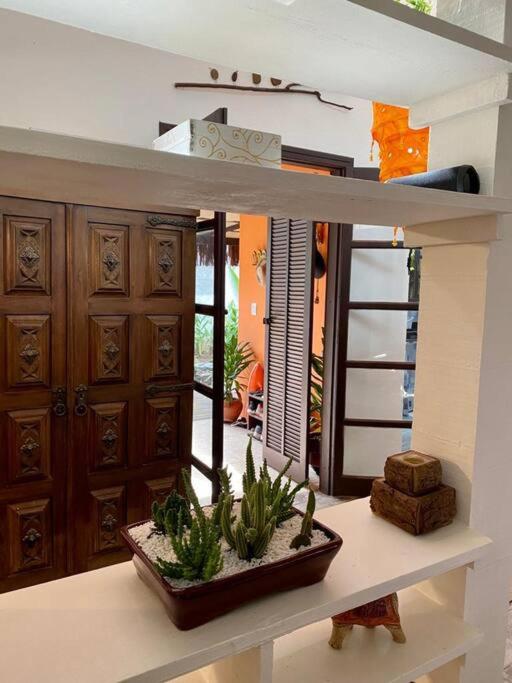Casa charmosa em Camburi, perto da praia, com garagem-São Sebastião