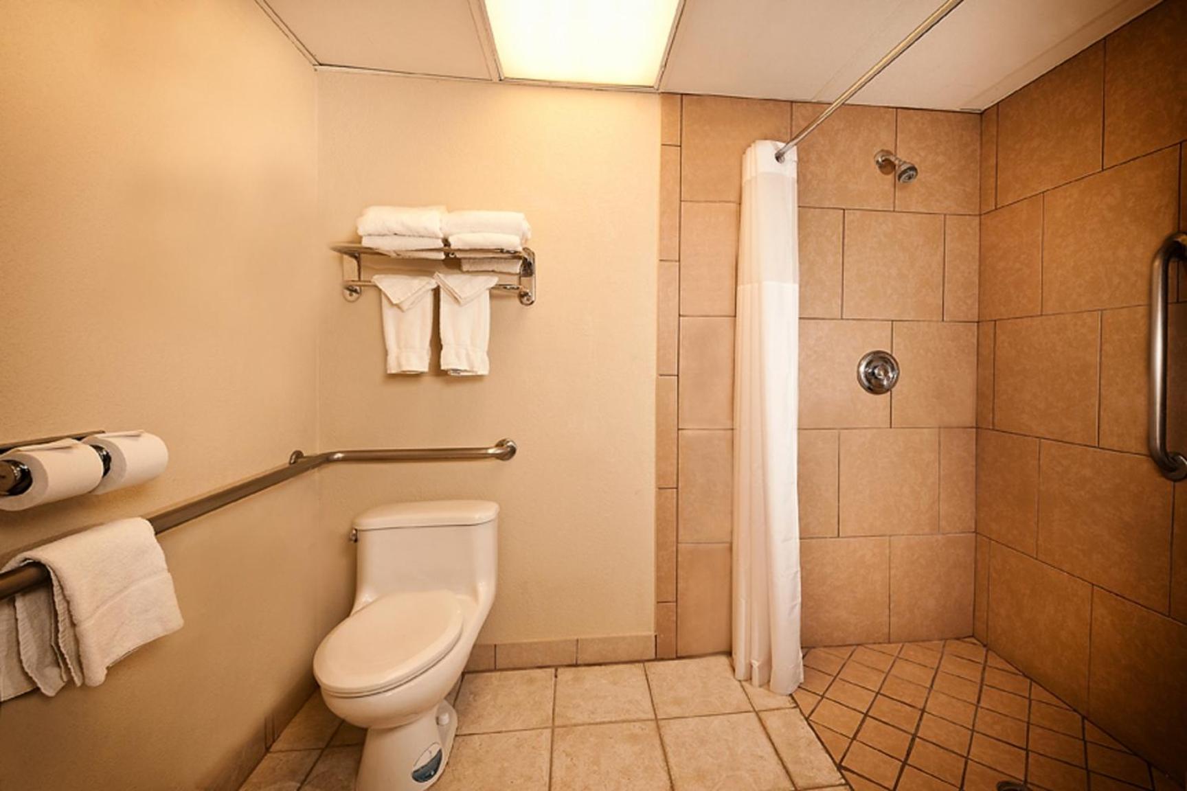 Midland Vacations - Grand Texan Hotel and Convention Center - Property Image 12