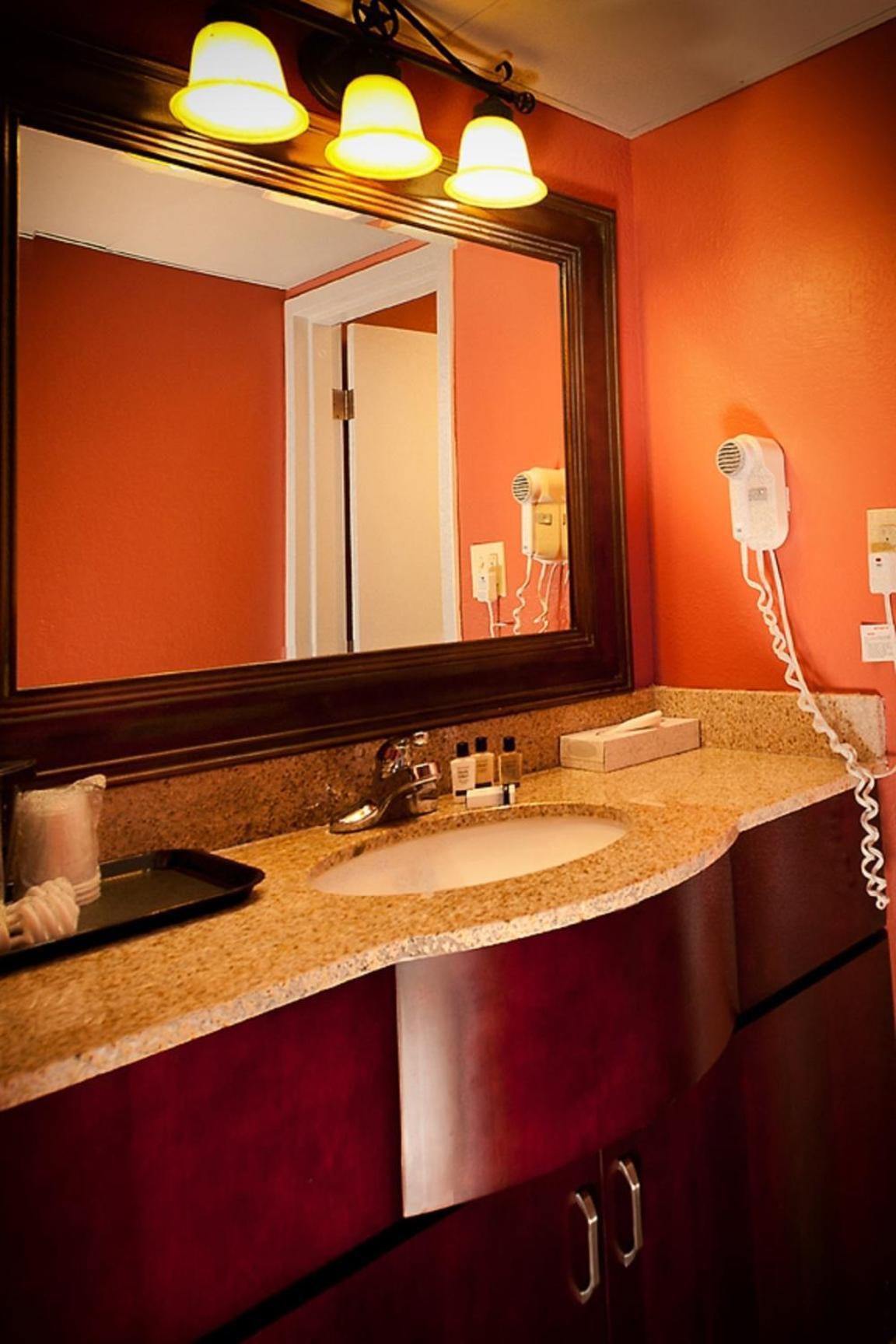 Midland Vacations - Grand Texan Hotel and Convention Center - Property Image 20