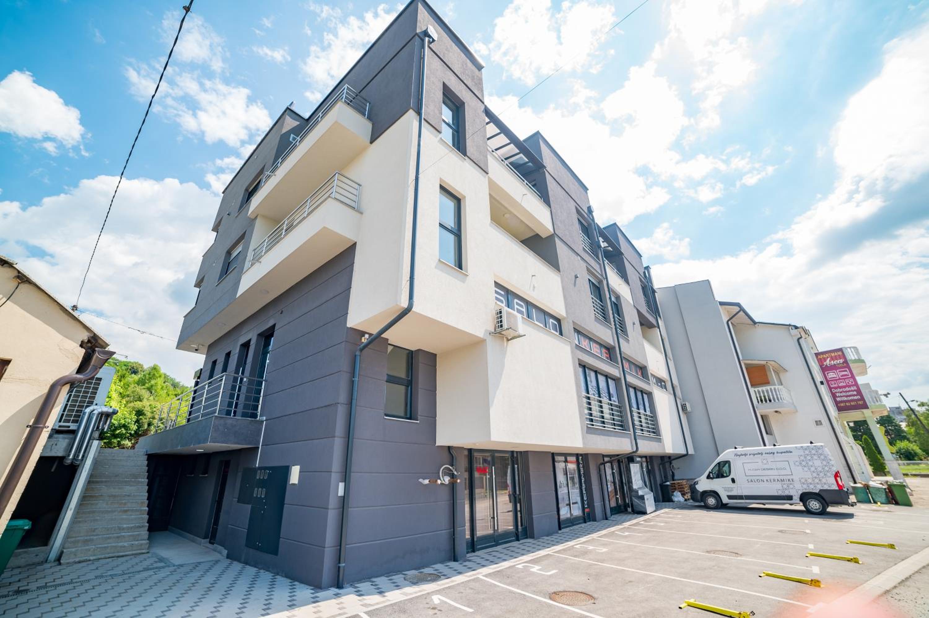 San-Mar Apartments view 2