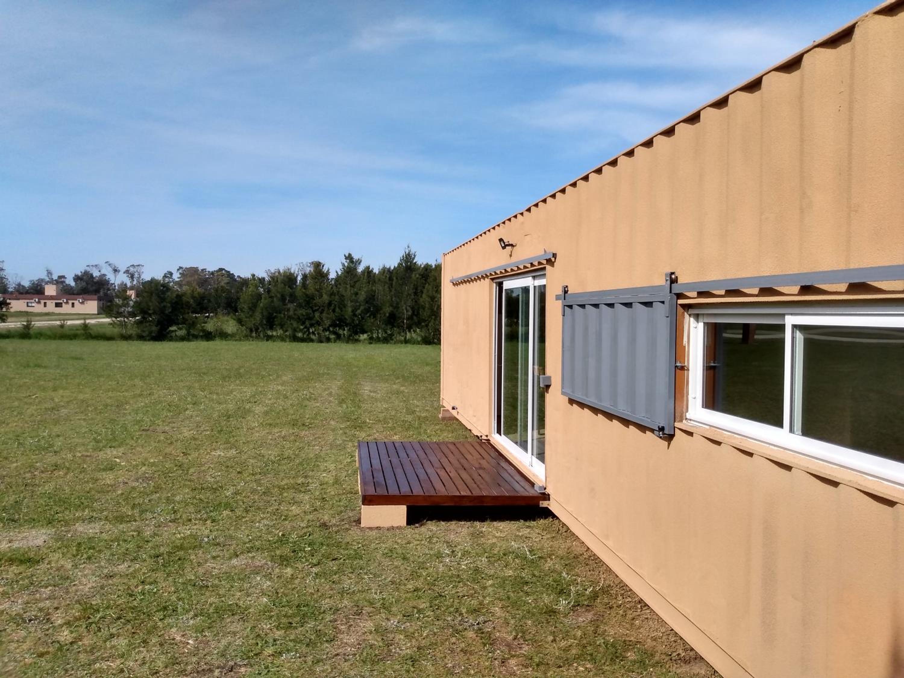 Casas Containers - Barrio Los Teros con pileta compartida - Santa Clara del Mar