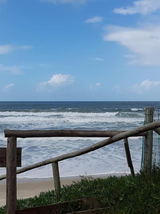 Casa no Campeche à poucos passos da praia com Split