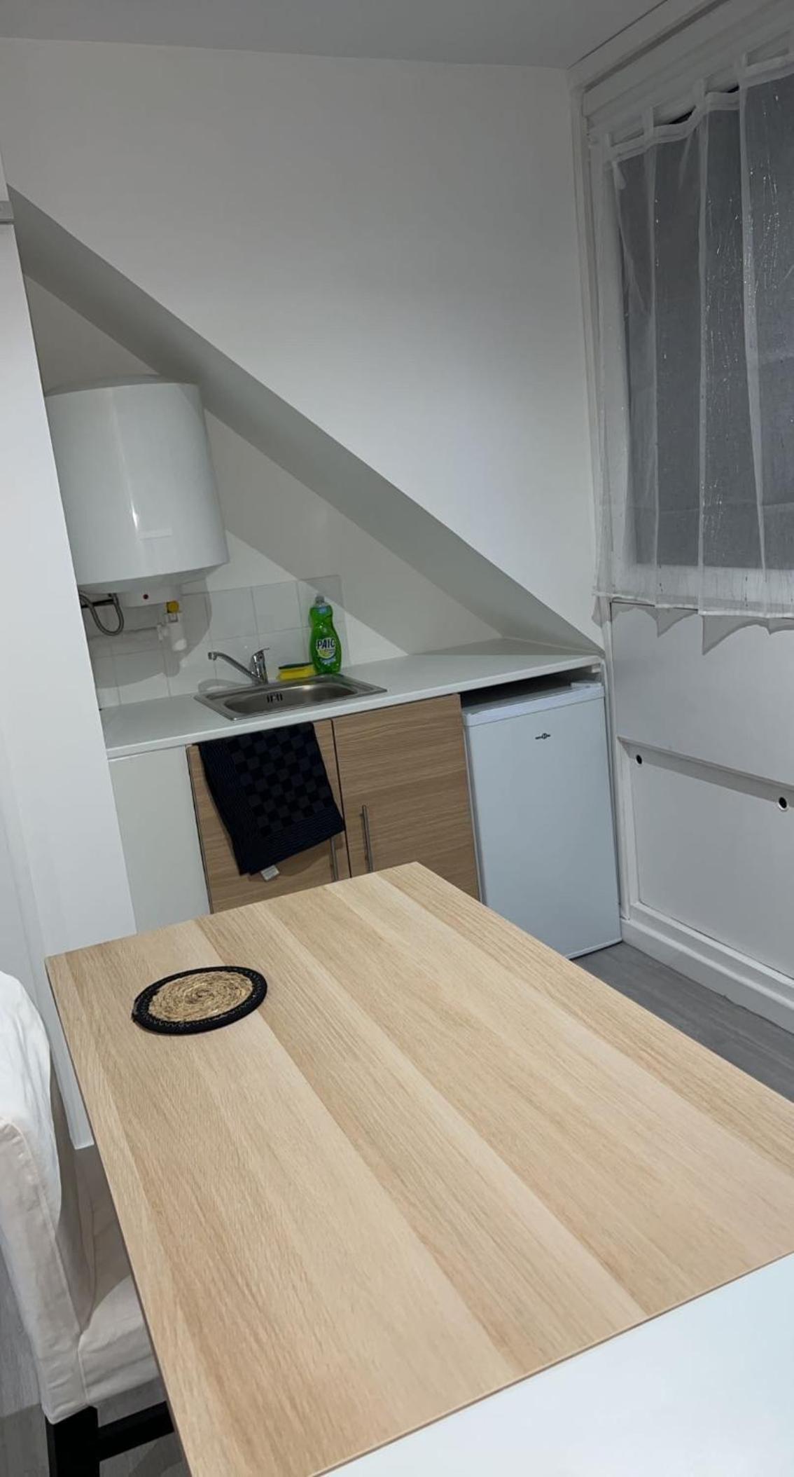 Appartement moderne refait à neuf proximité centre ville et plage