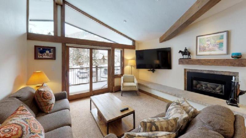 Slopeside 3 Bedroom Gold-Rated Residence At Golden Peak Steps To Vail Village view 2