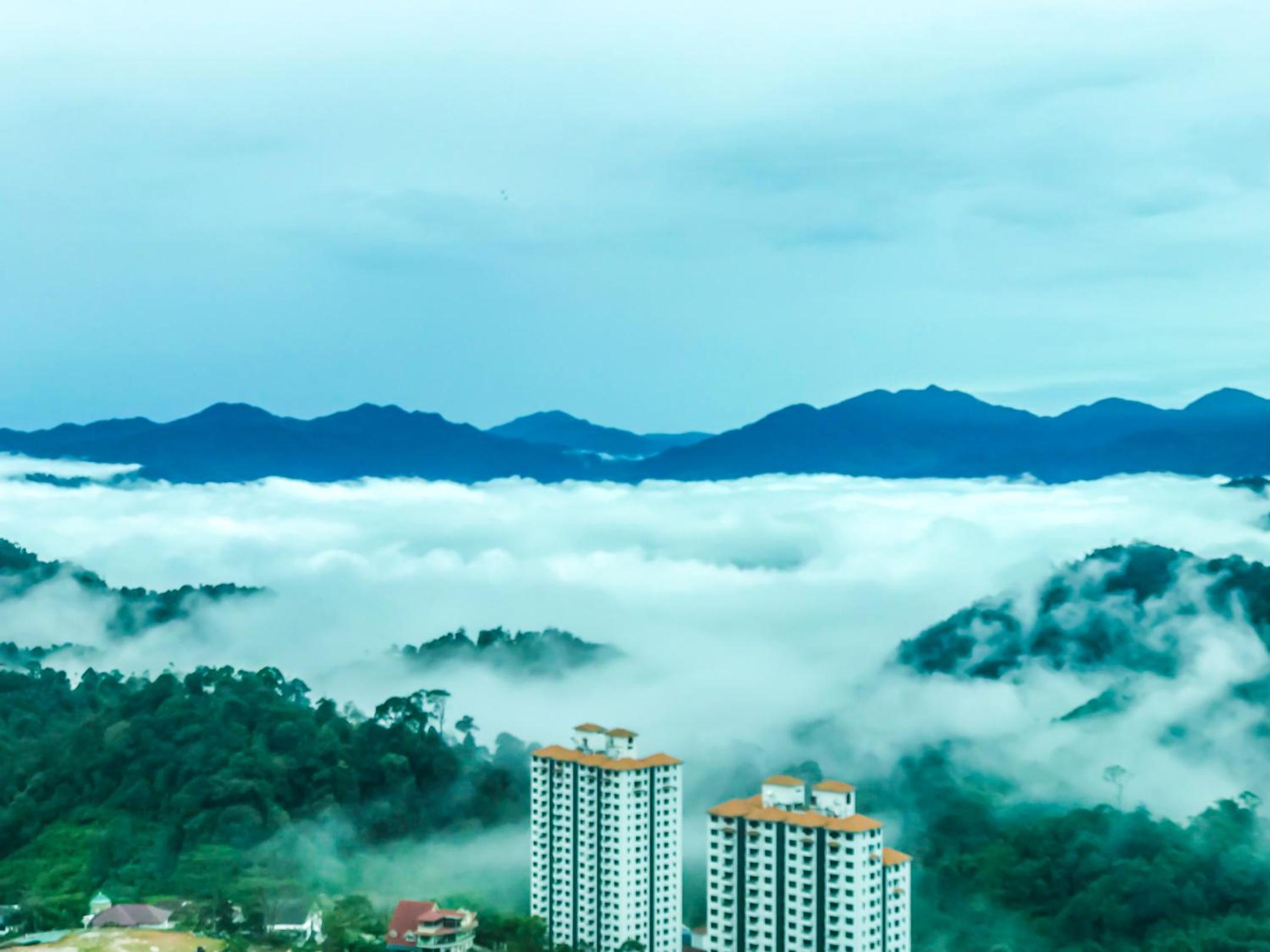 GEO38 Residence Executive 2BR Suite with Balcony and Mountain View High Floor photo 3