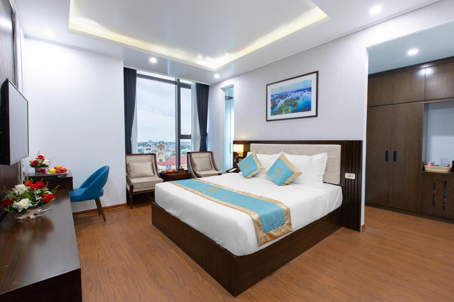 SALA HOTEL MÓNG CÁI view 2