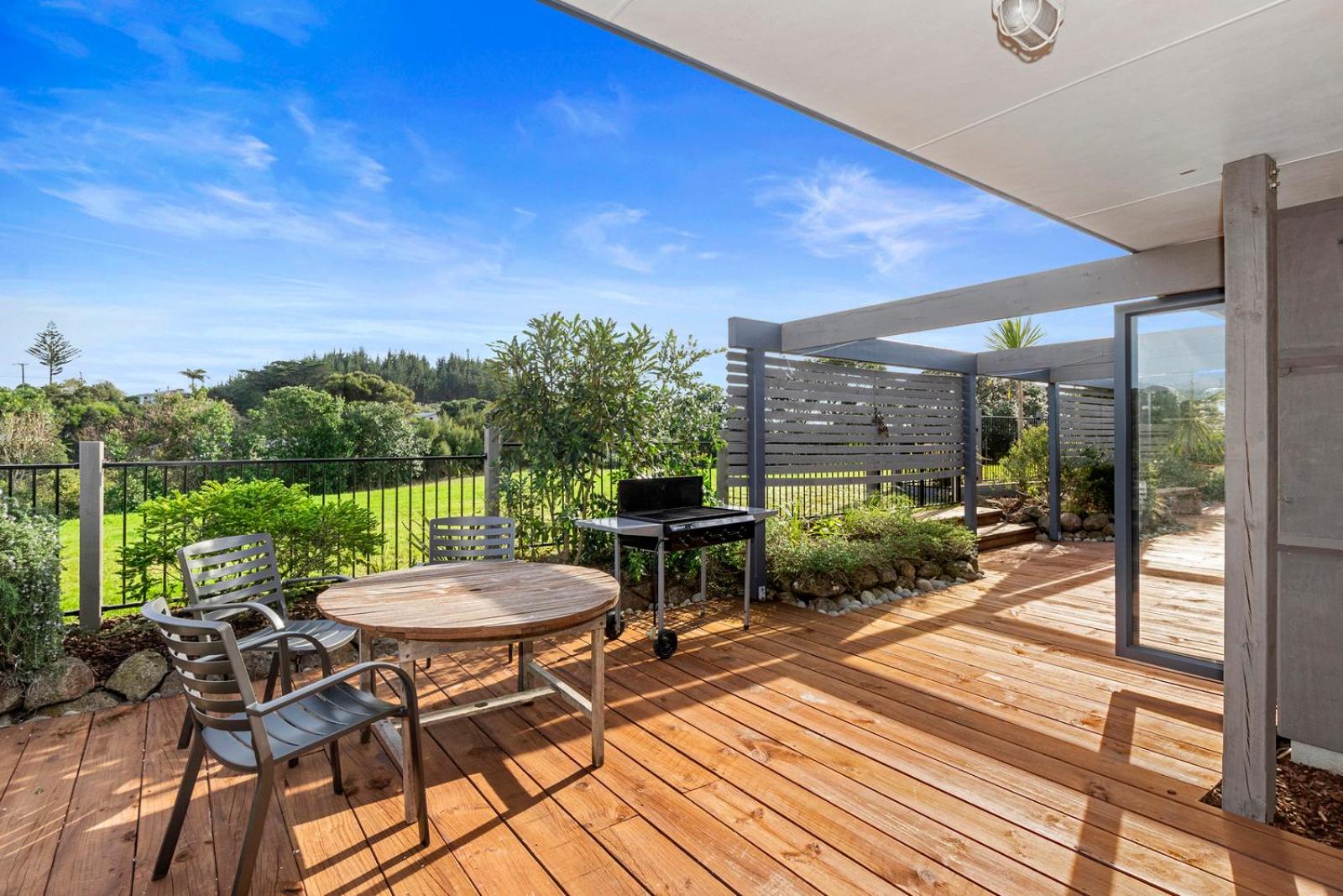 Ruakaka River Retreat - Ruakaka Holiday Home view 5