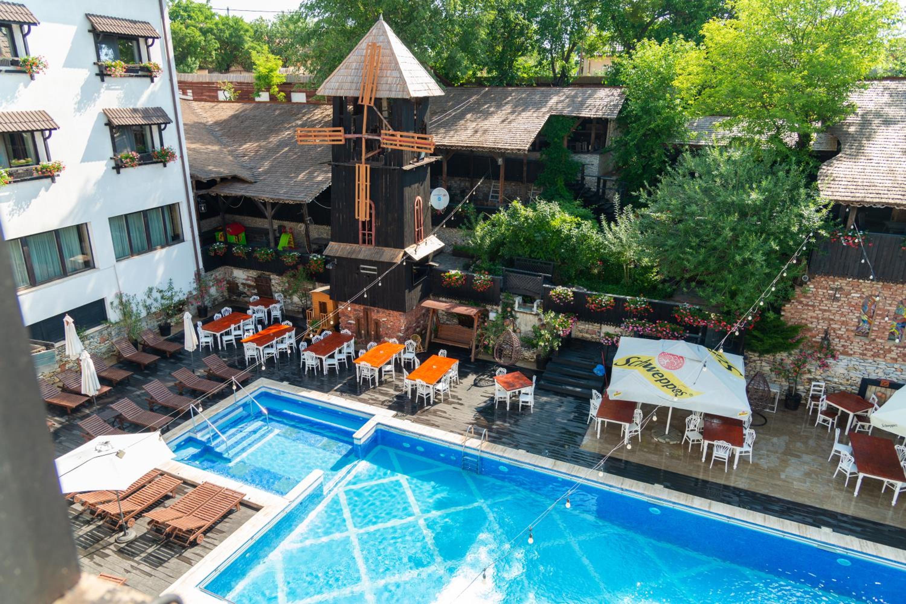 Photo 47