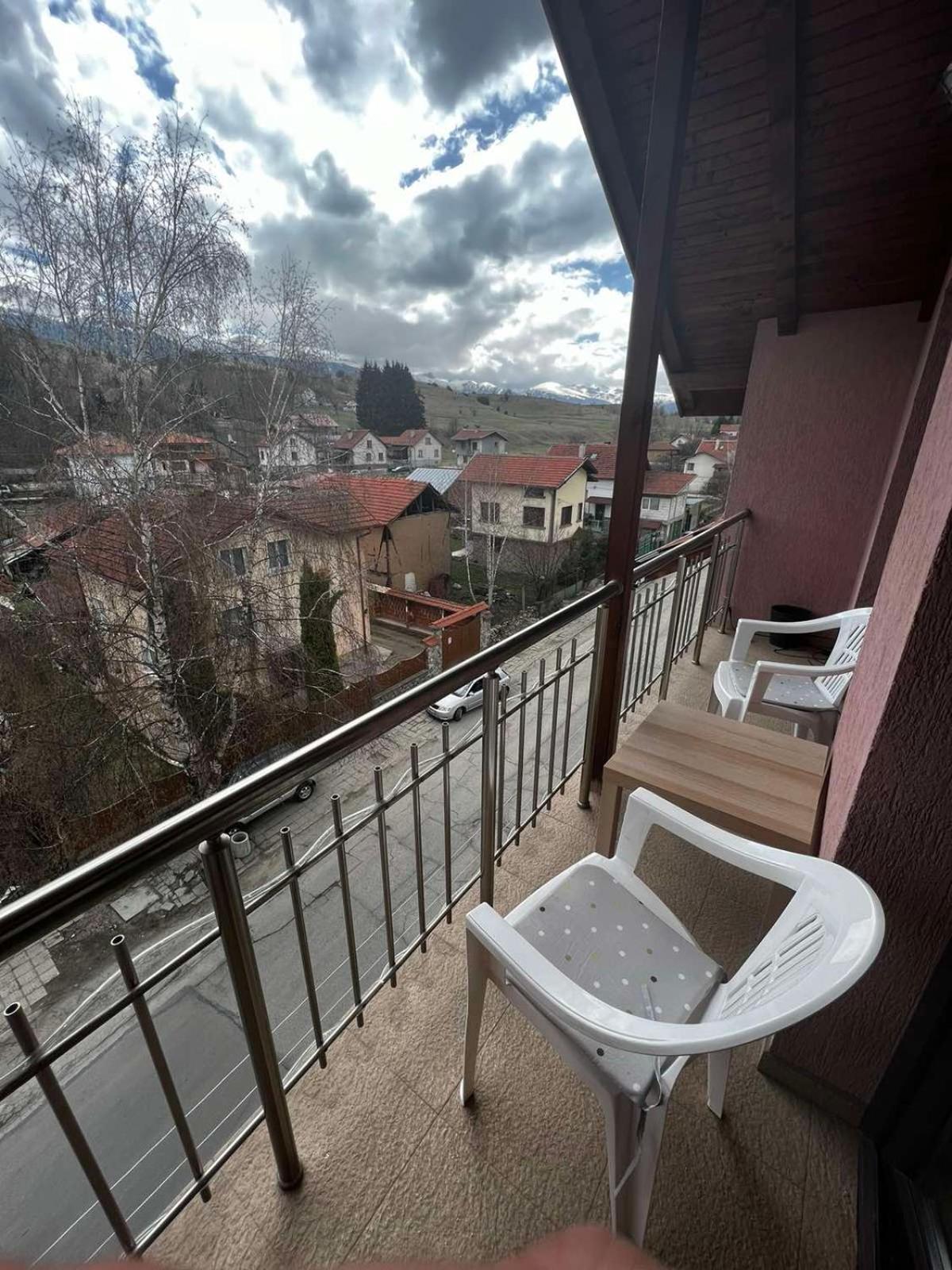 Advel Guest House