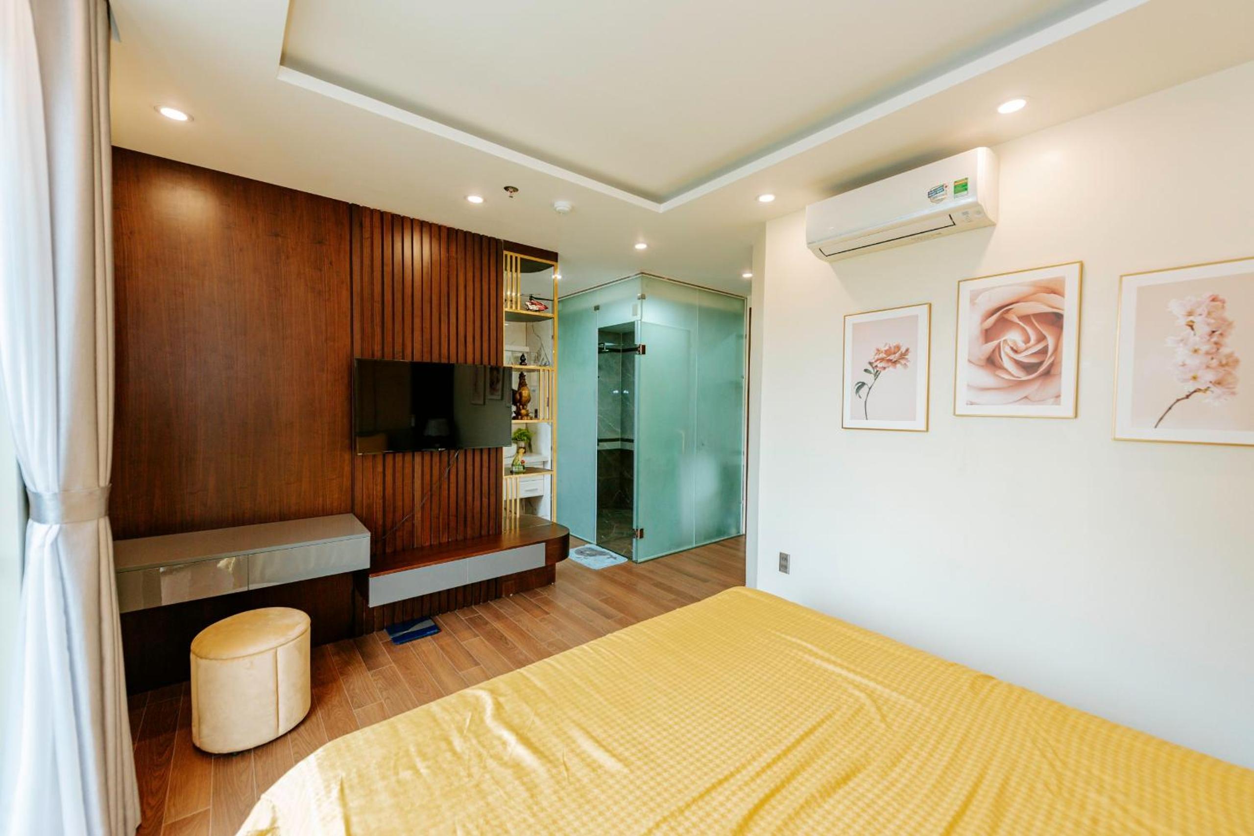 Harbor Bay Residence