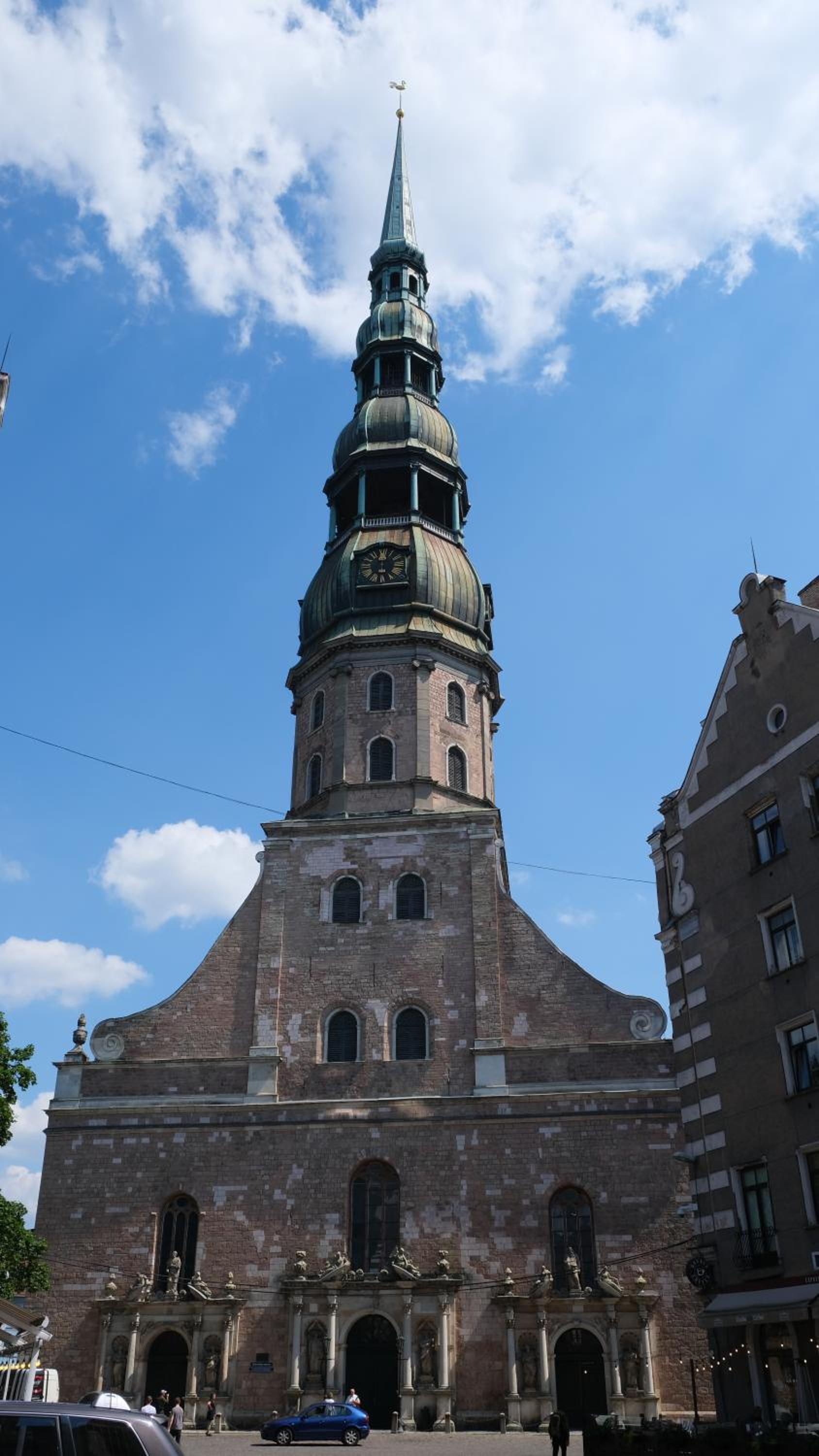 Historic apartment with Wooden floors in the Hearth of Old-town Riga view 4