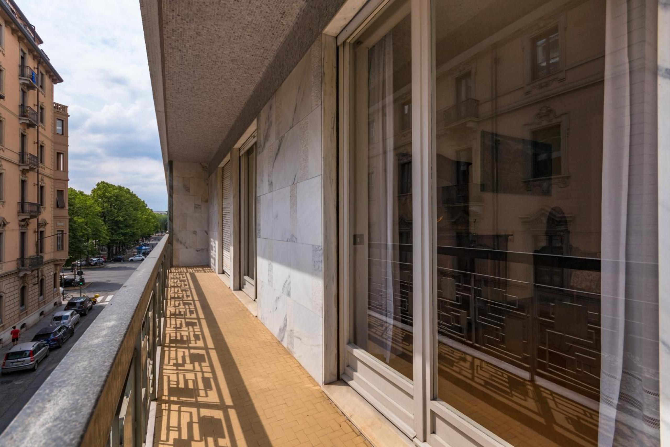 Crocetta Family Apartment by Wonderful Italy view 4