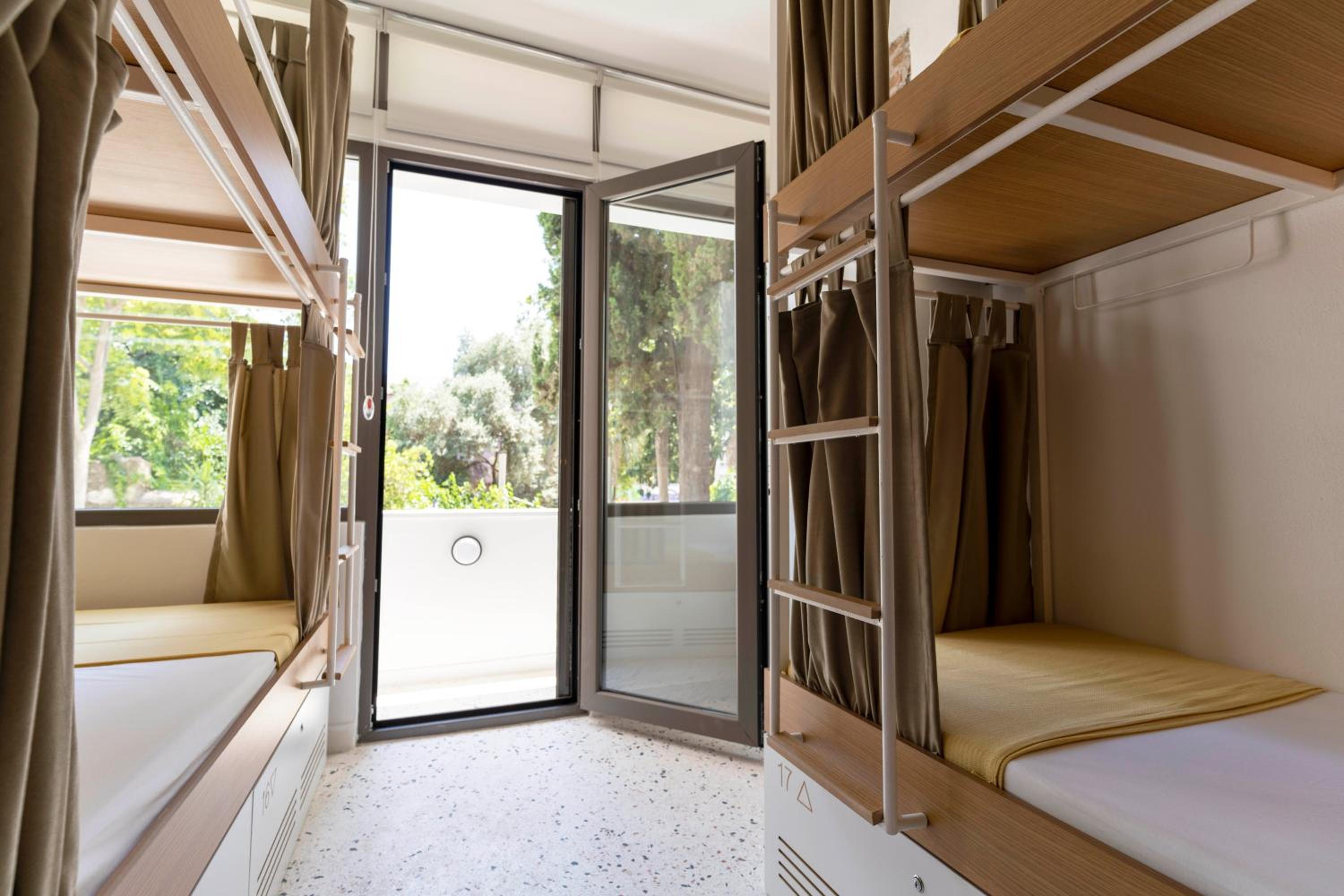 BE BOLD HOSTEL