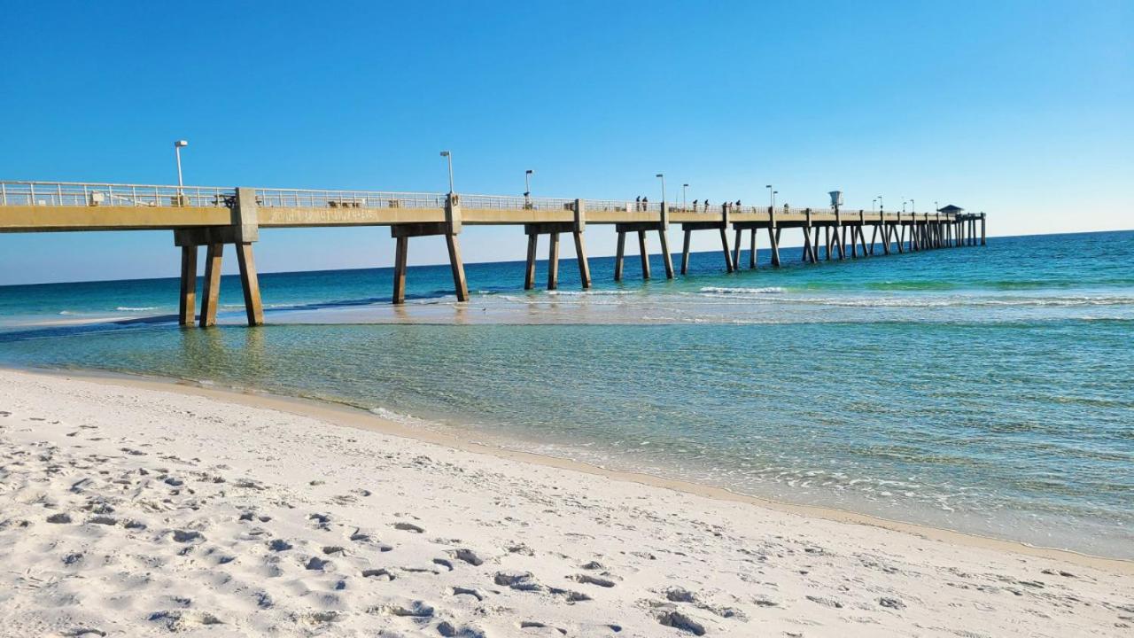 Beach Getaway 4BR Home Near Fort Walton Beach
