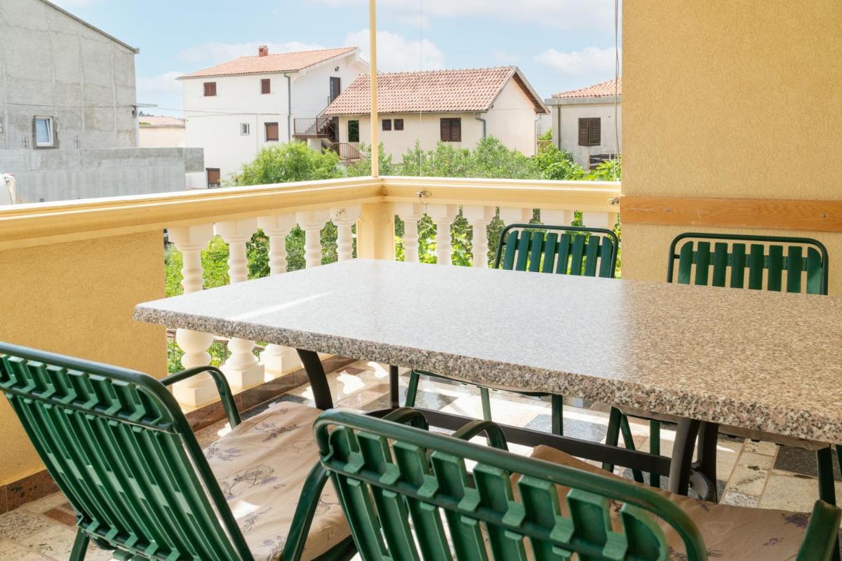 Apartments Besa view 4