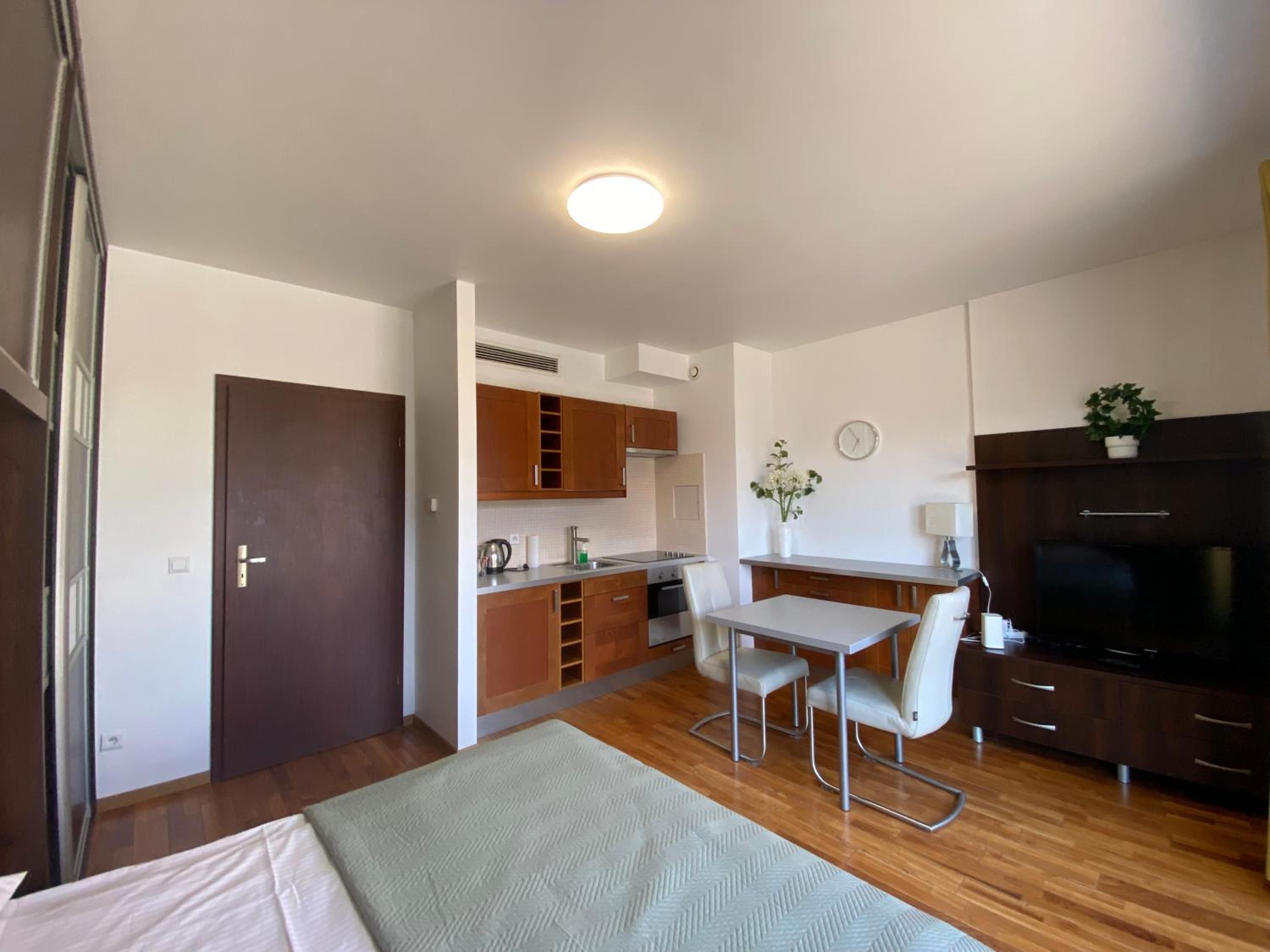 Silver Apartments