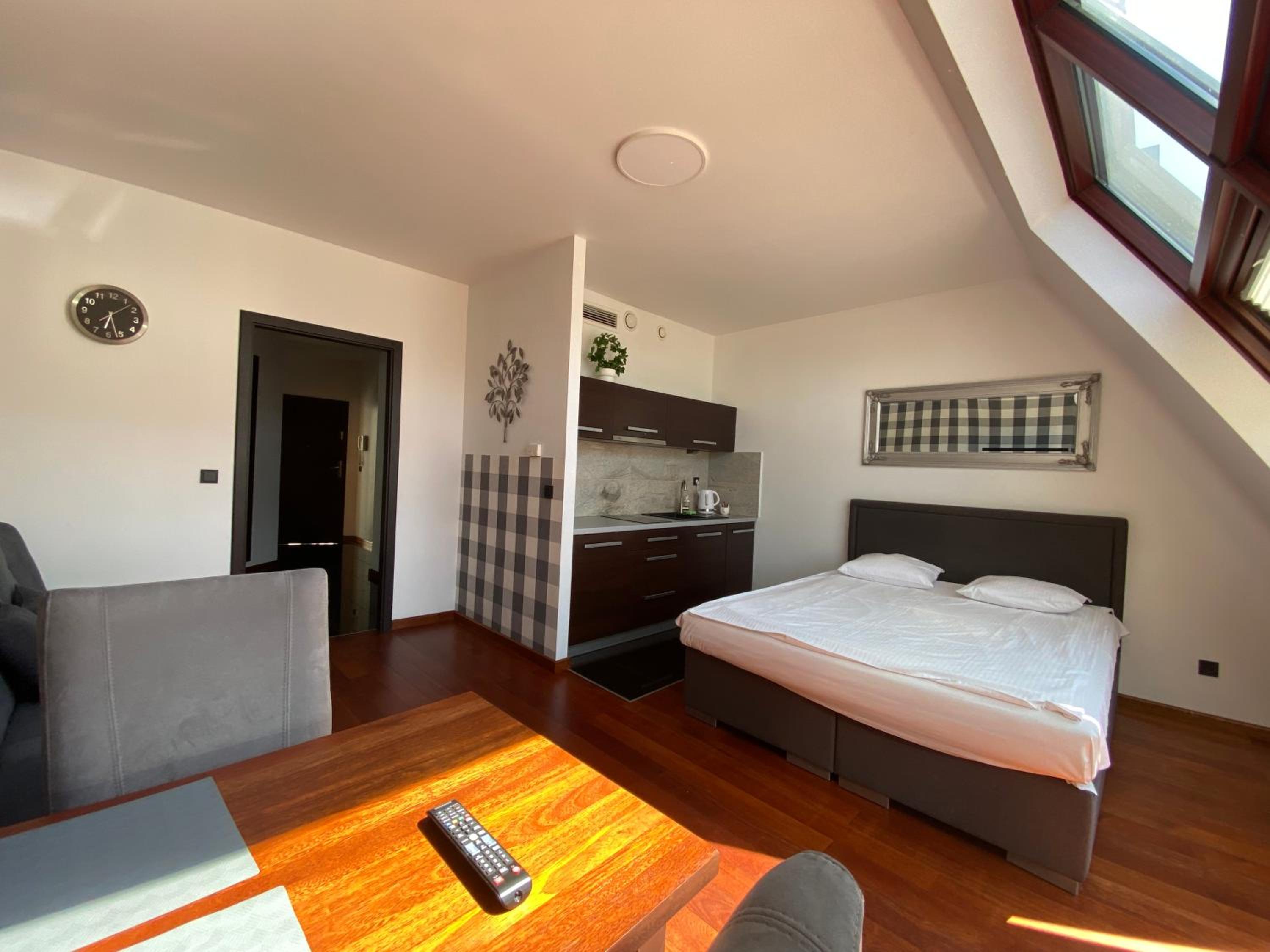 Silver Apartments