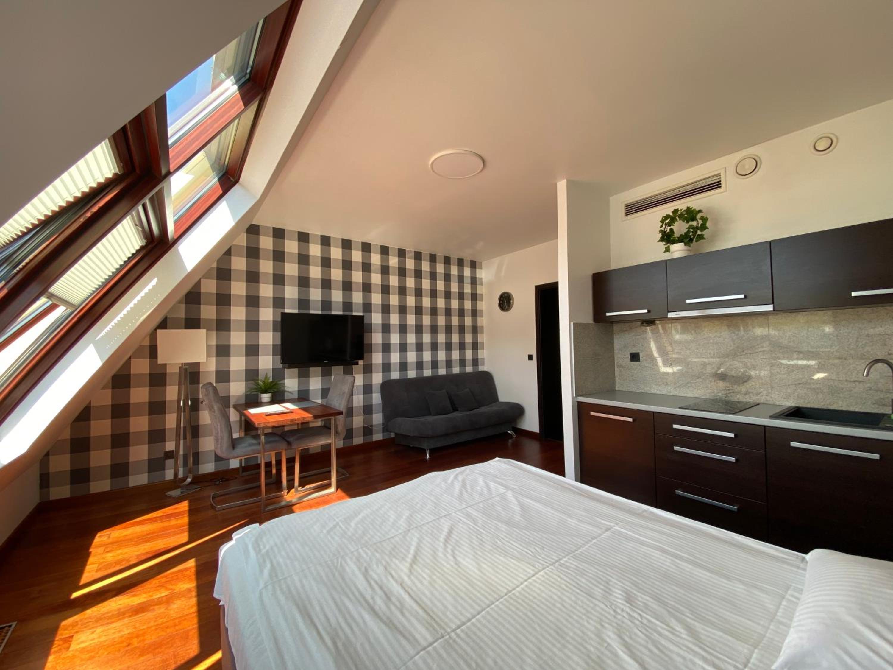 Silver Apartments