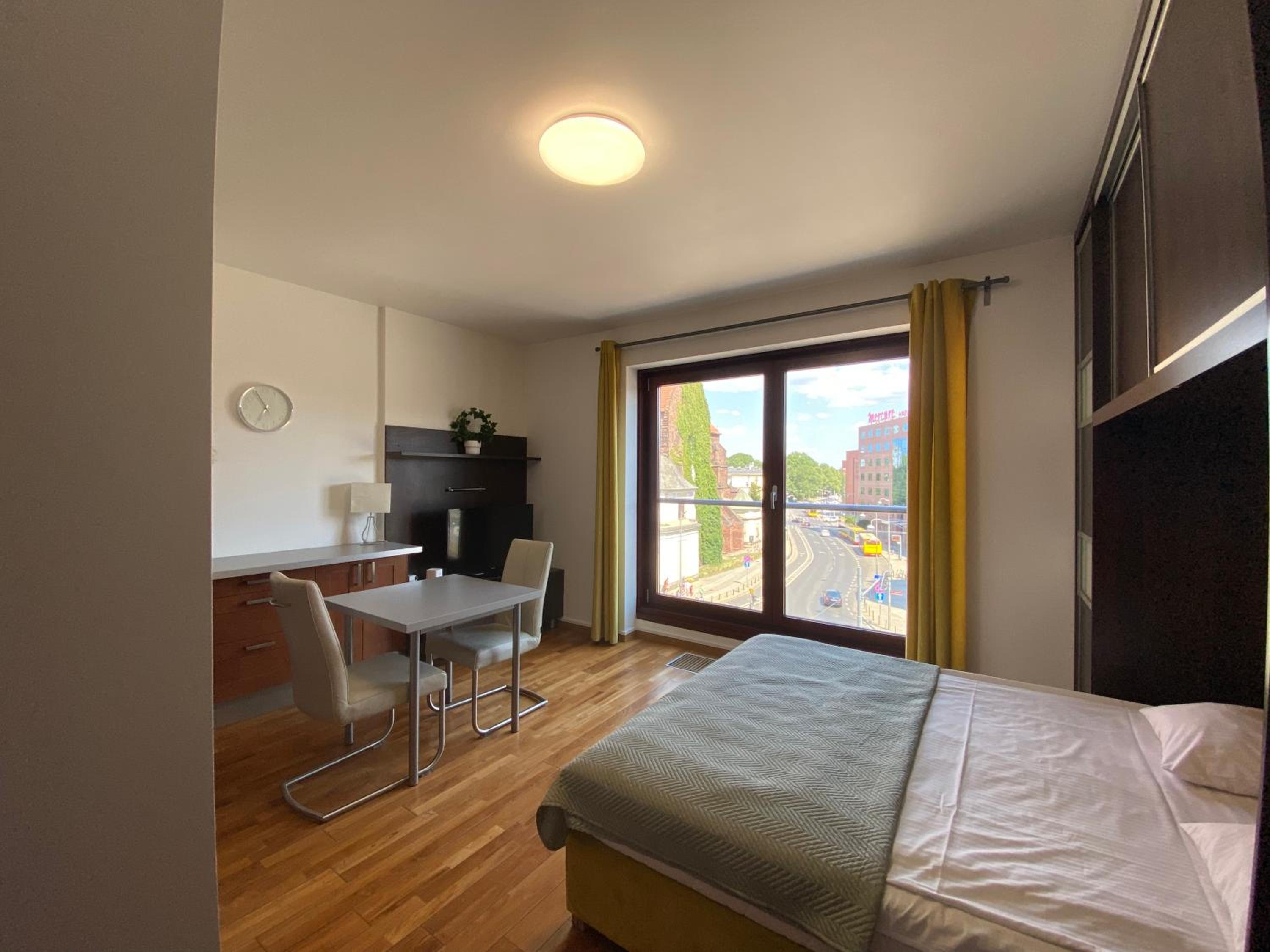 Silver Apartments