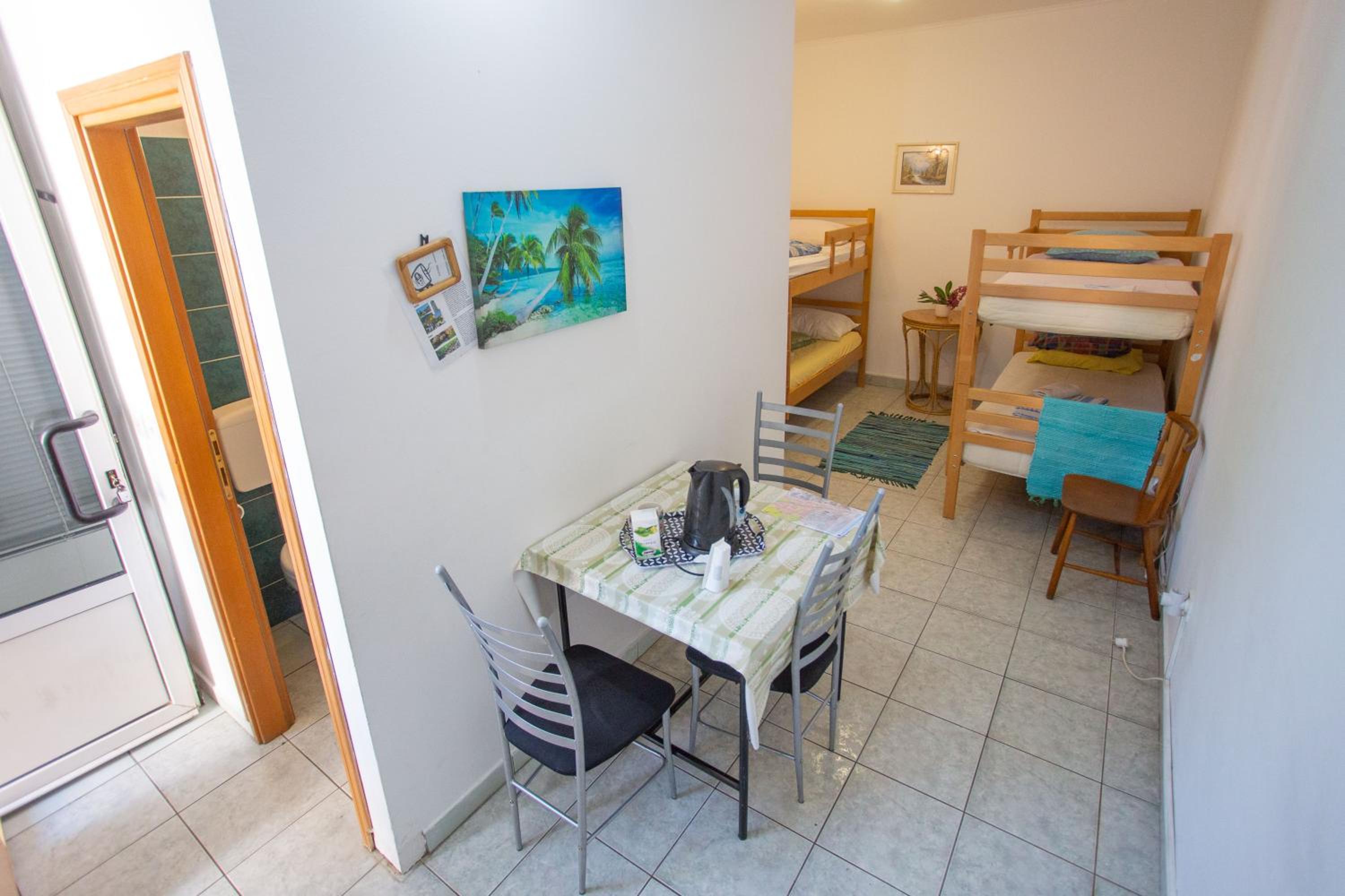 Guesthouse Sanja - Apartments 212