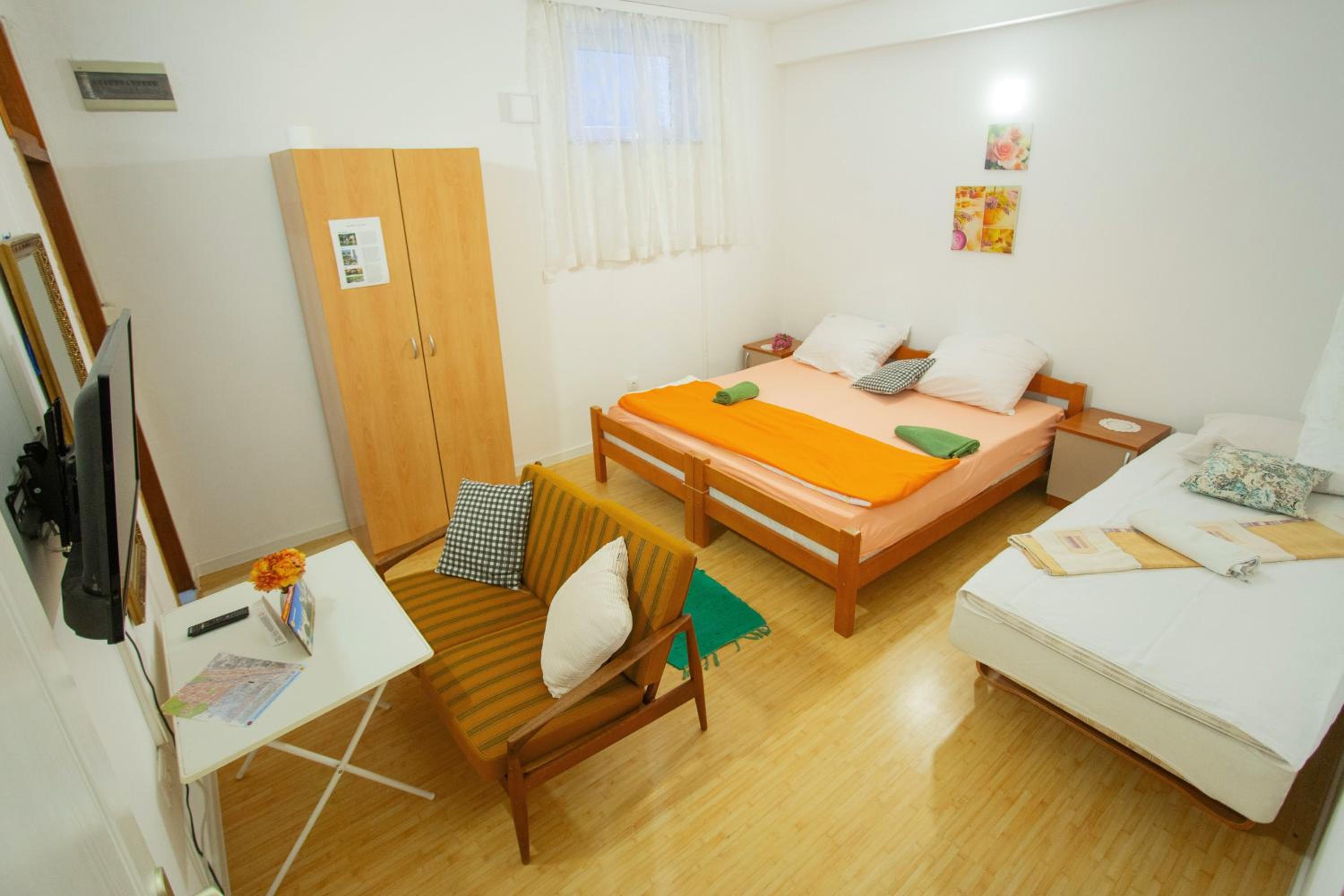 Guesthouse Sanja - Apartments 212