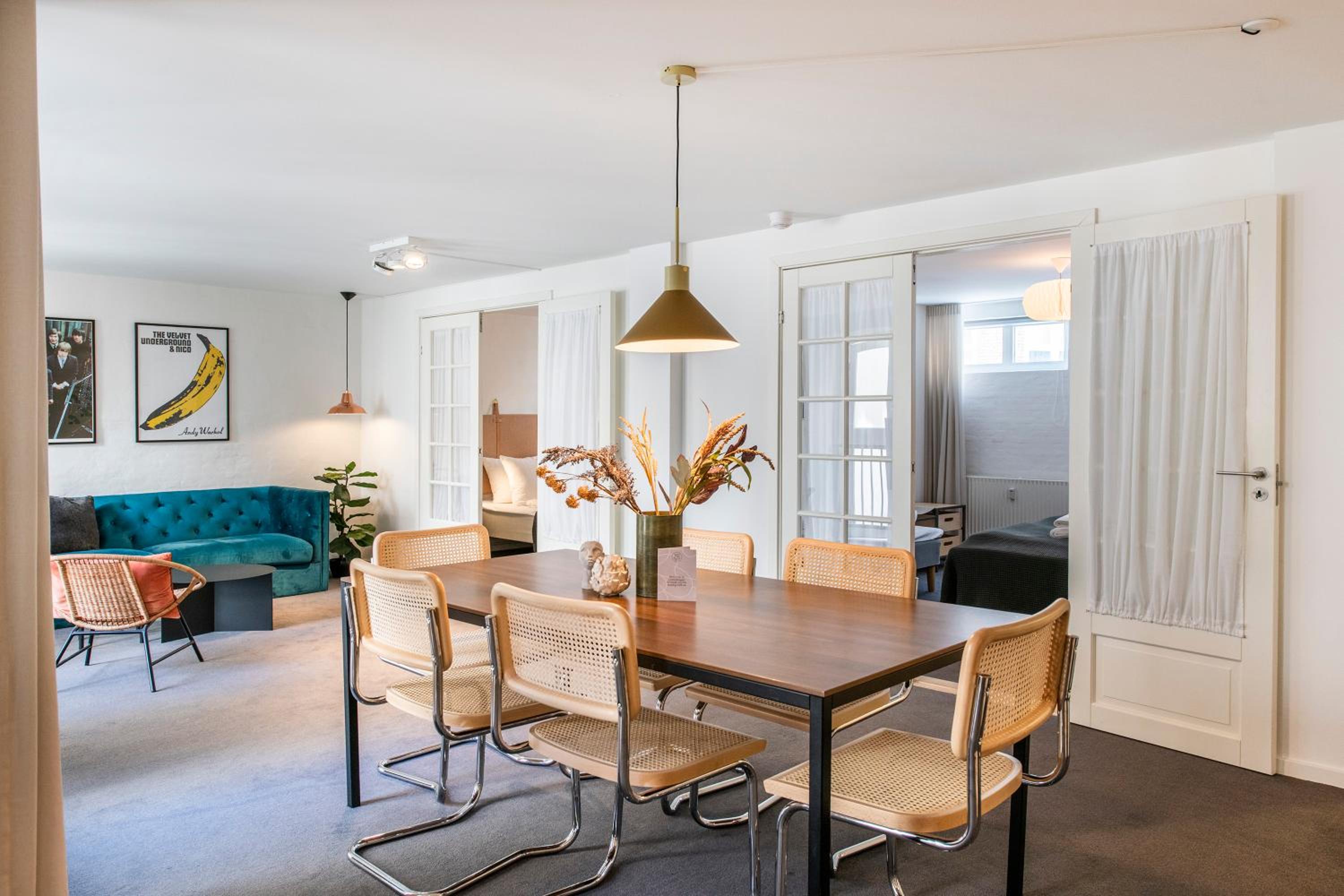 Churchill 2BR by Daniel&Jacob's