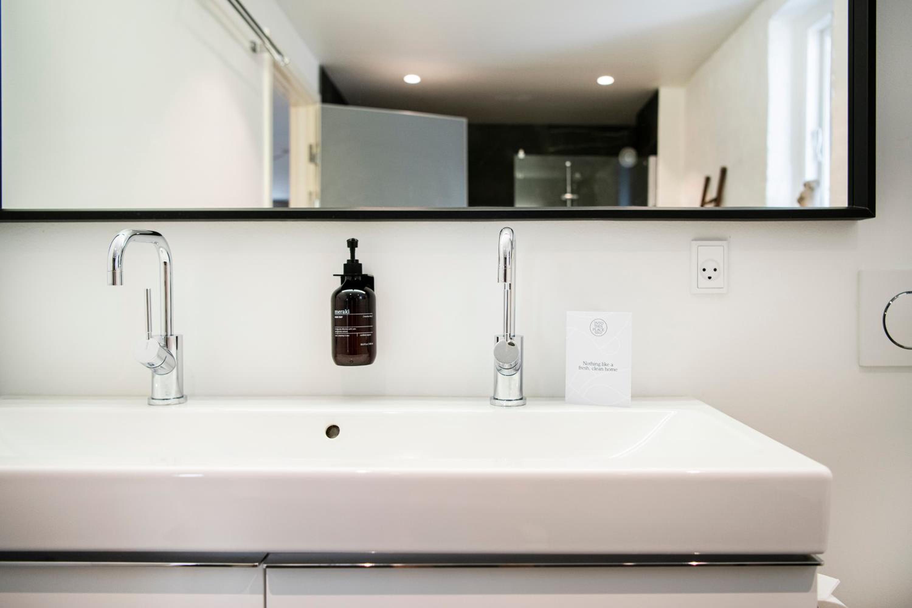Churchill 2BR by Daniel&Jacob's