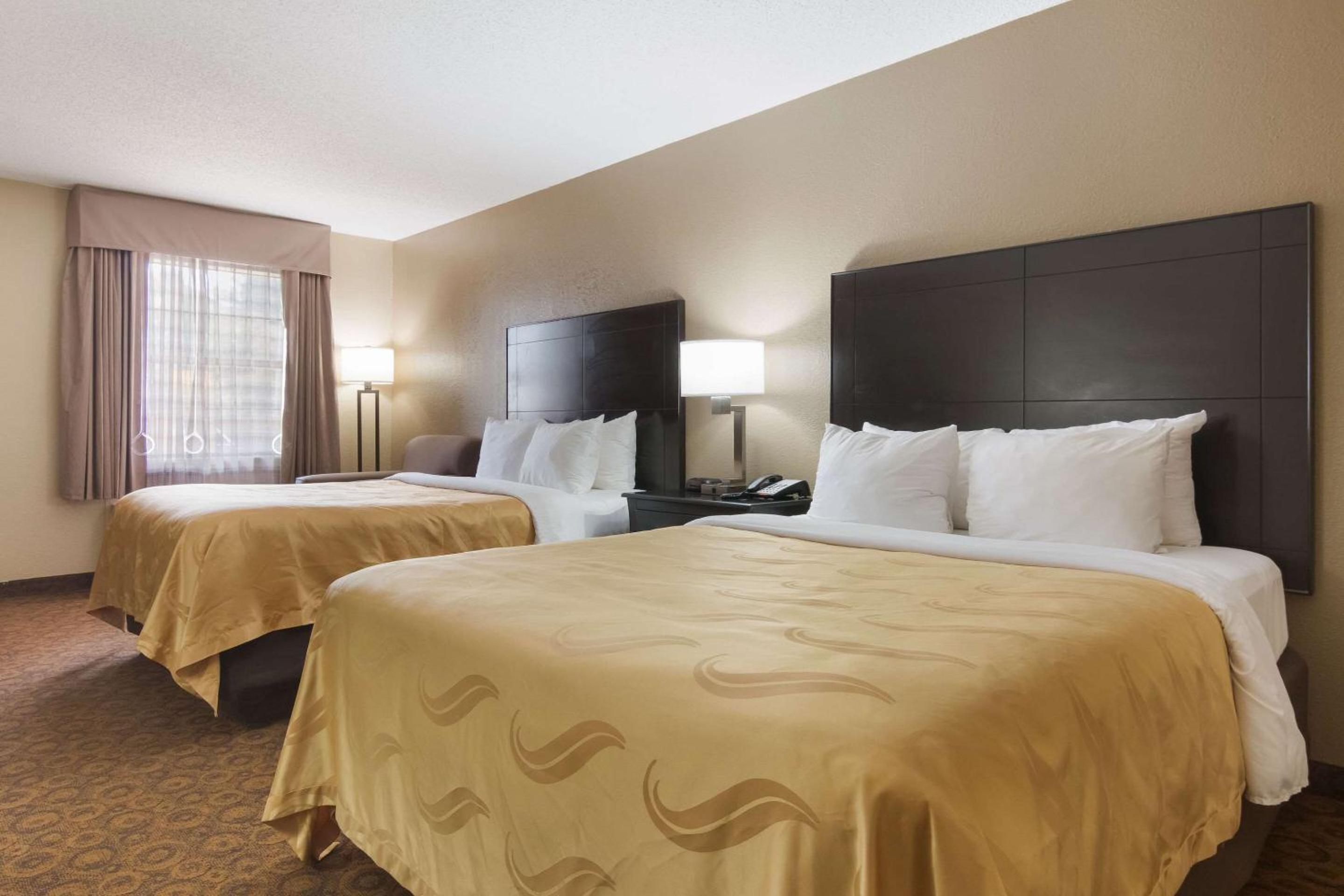 Quality Inn Magnolia