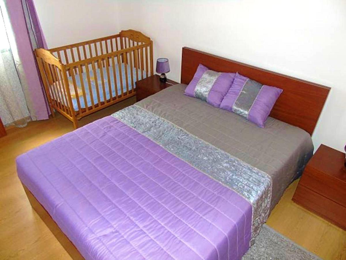 2 bedrooms house with sea view enclosed garden and wifi at Horta 4 km away from the beach