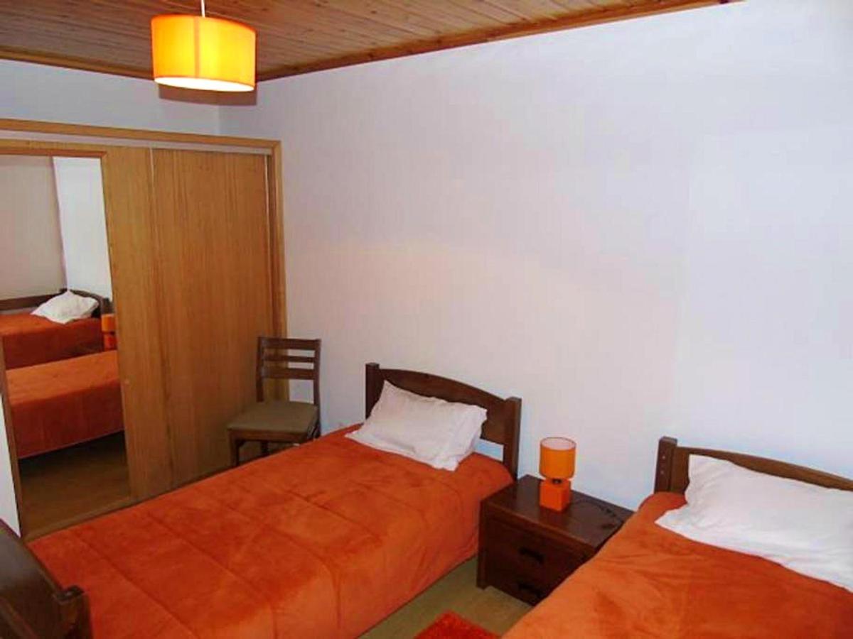 2 bedrooms house with sea view enclosed garden and wifi at Horta 4 km away from the beach