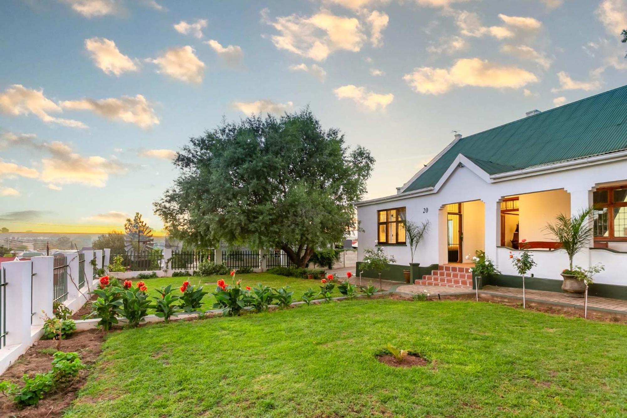 Ravenscliff Villa view 2