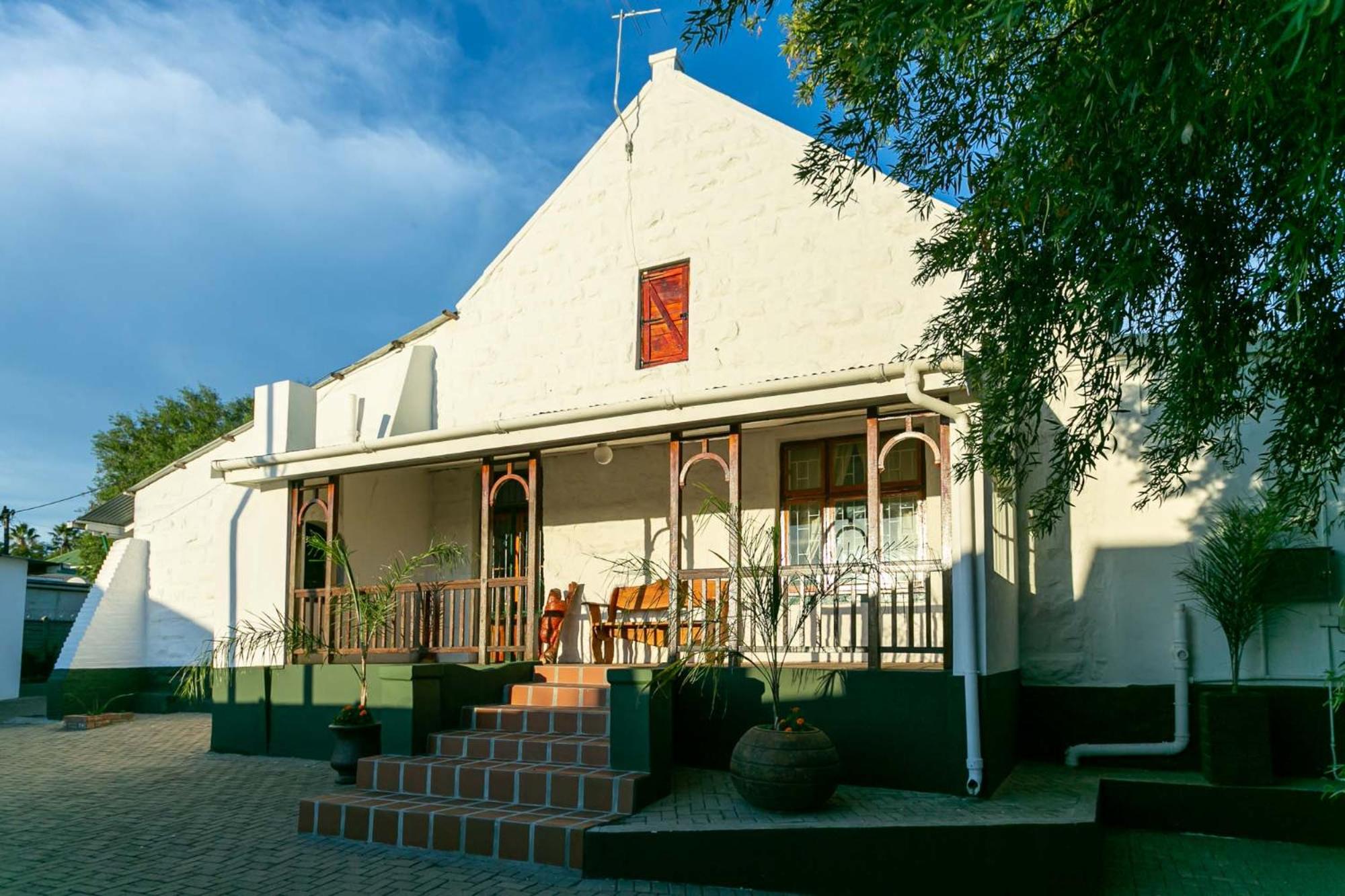 Ravenscliff Villa view 3