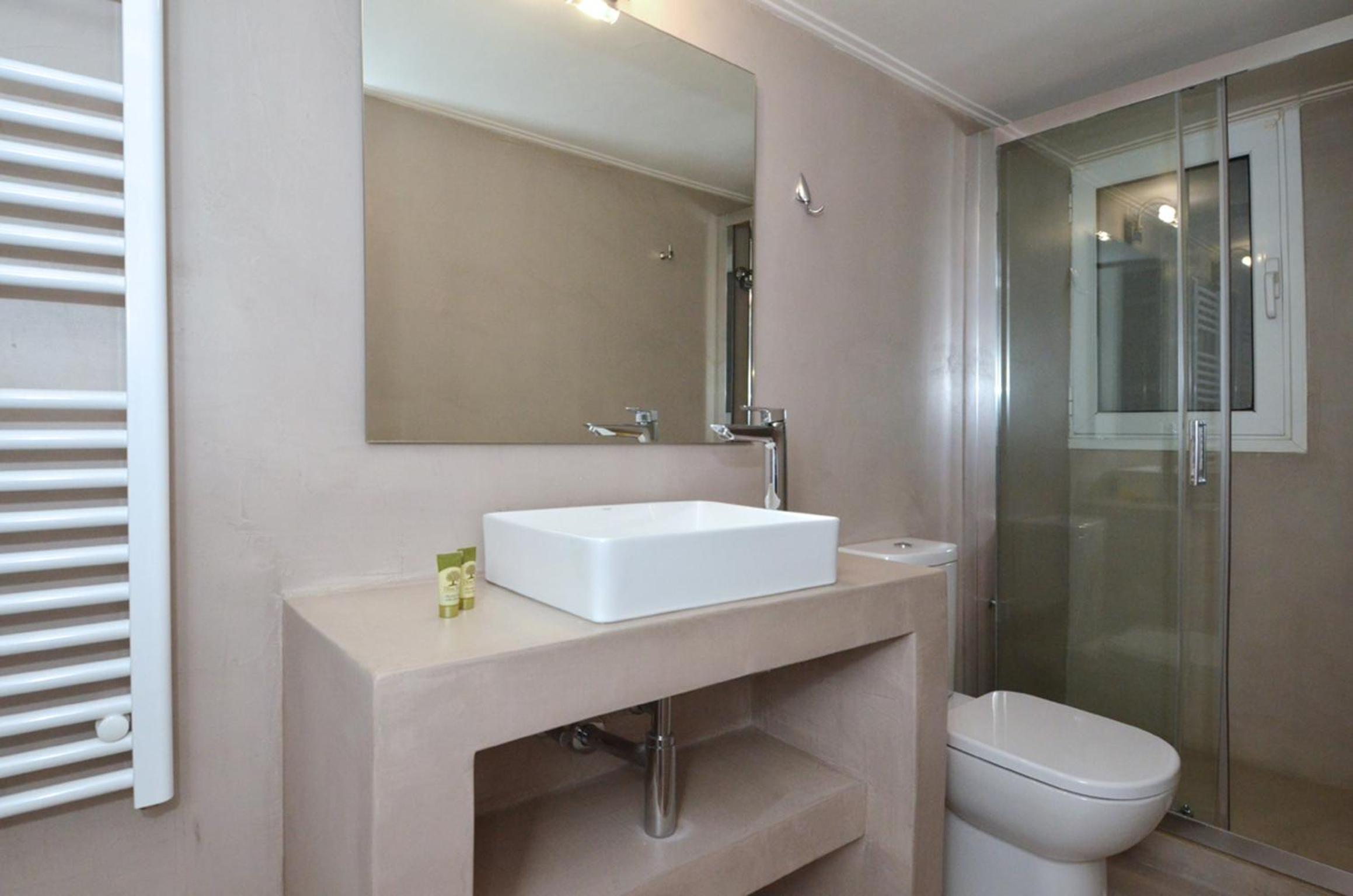Studio in the heart of Athens, next to Metro &...