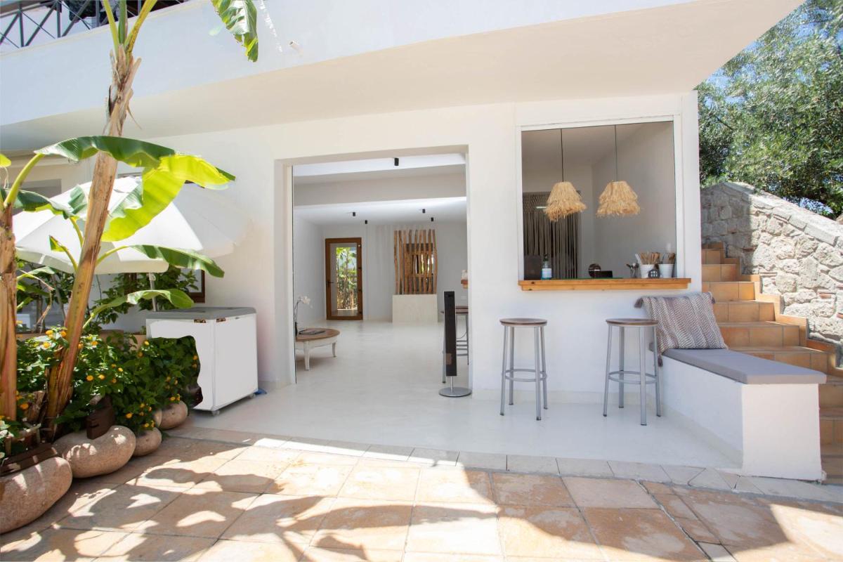 outdoor BBQ area