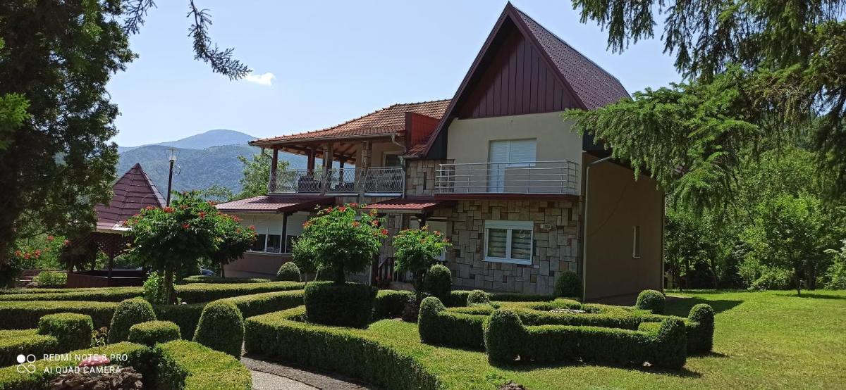 Guest House Vila Aleksa-apartman view 2