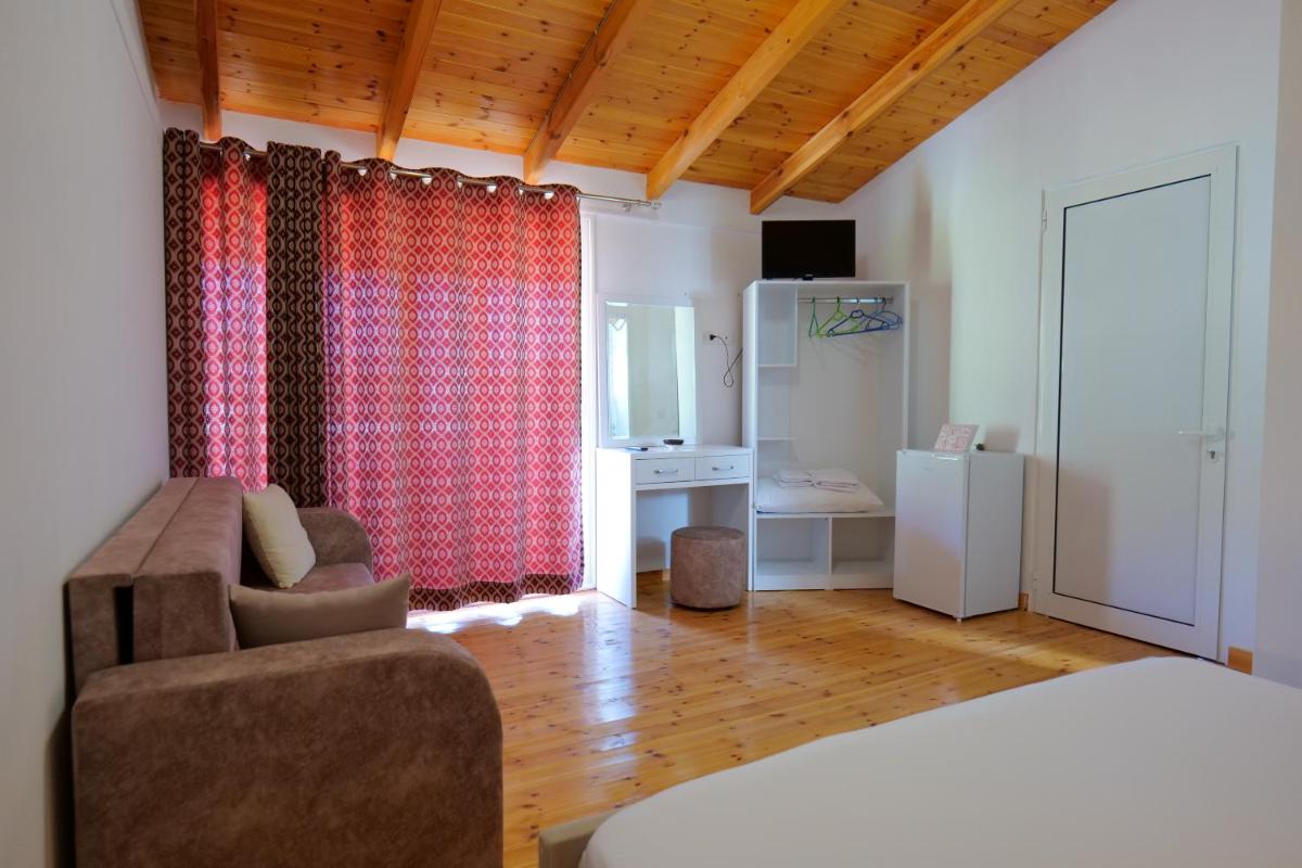 Vila Ari