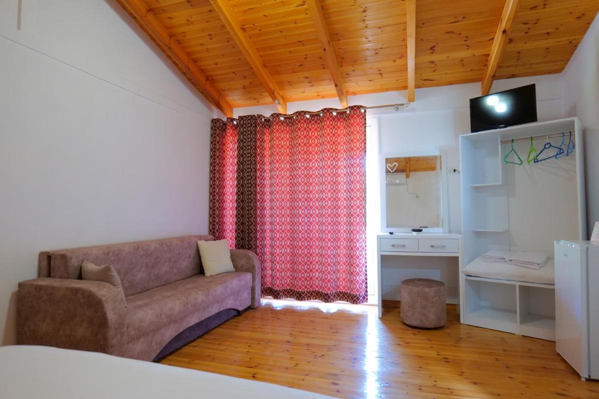 Vila Ari