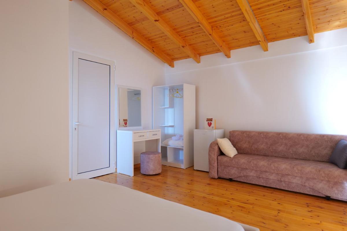 Vila Ari