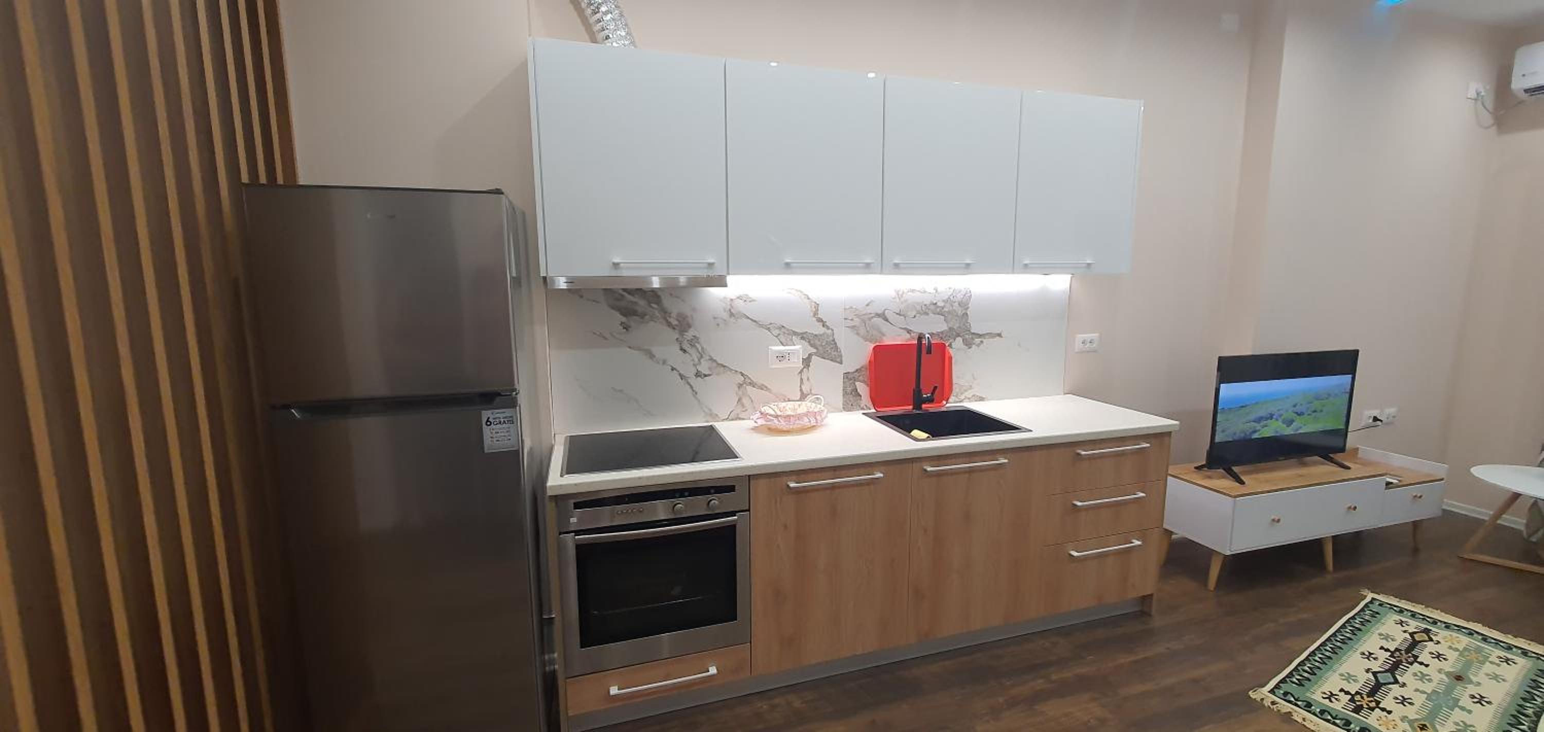 Eni`s Apartments