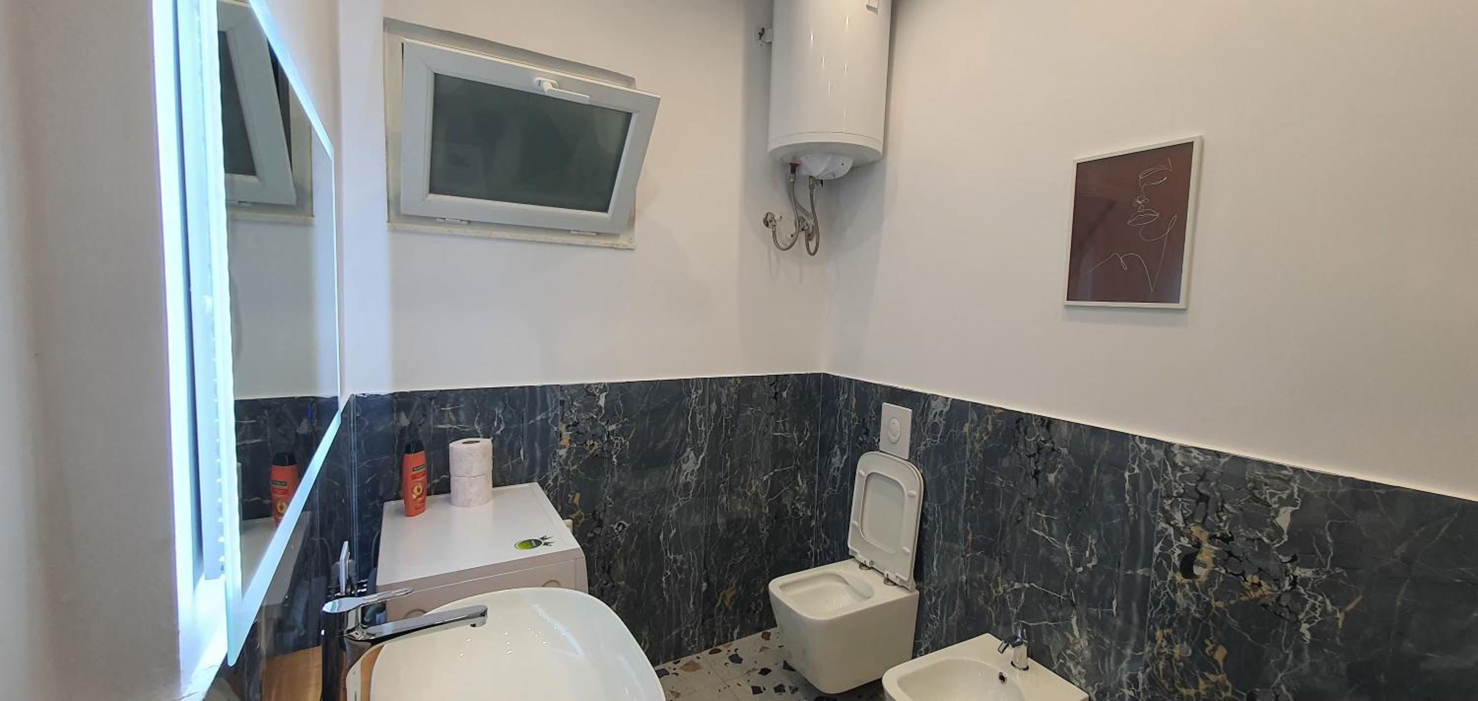 Eni`s Apartments