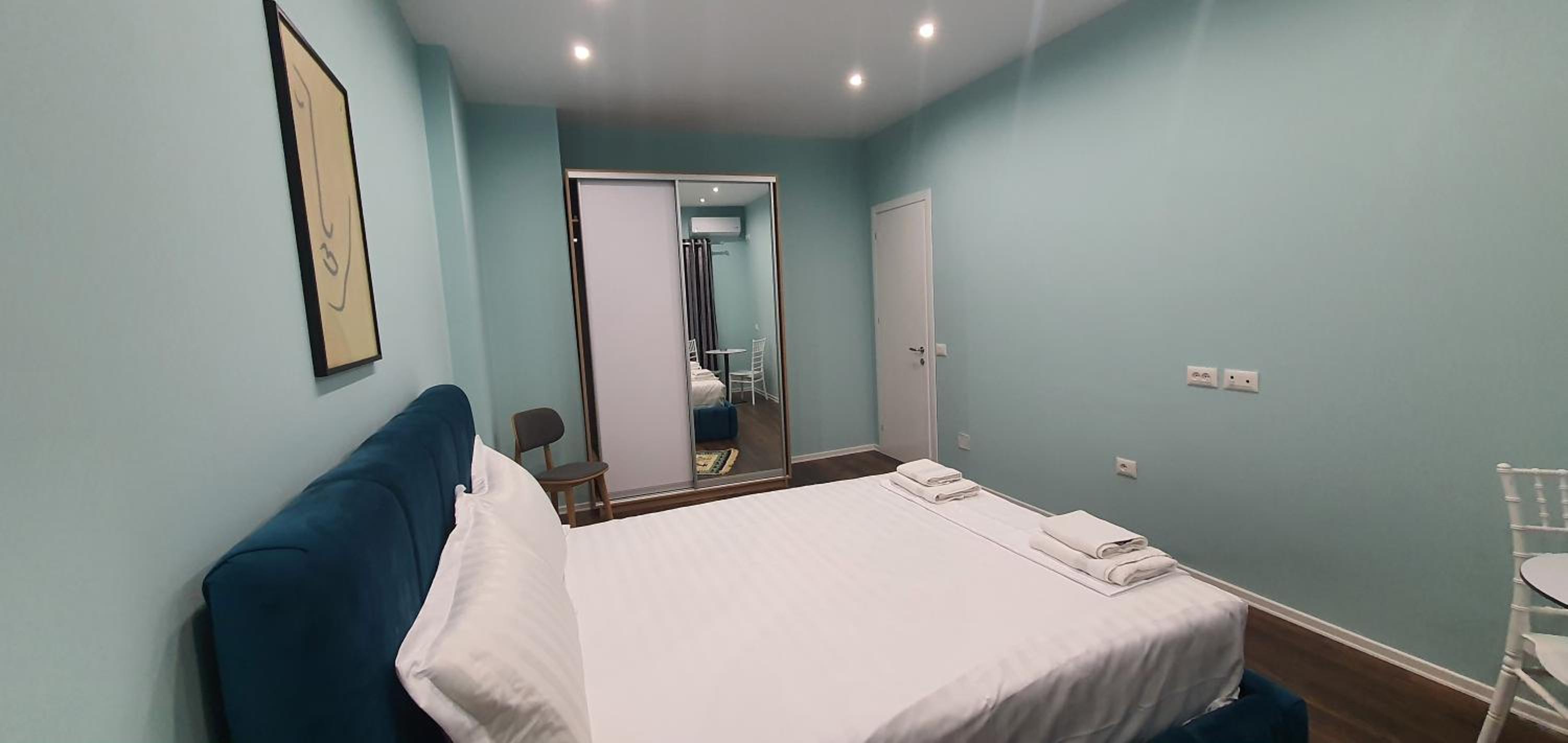 Eni`s Apartments