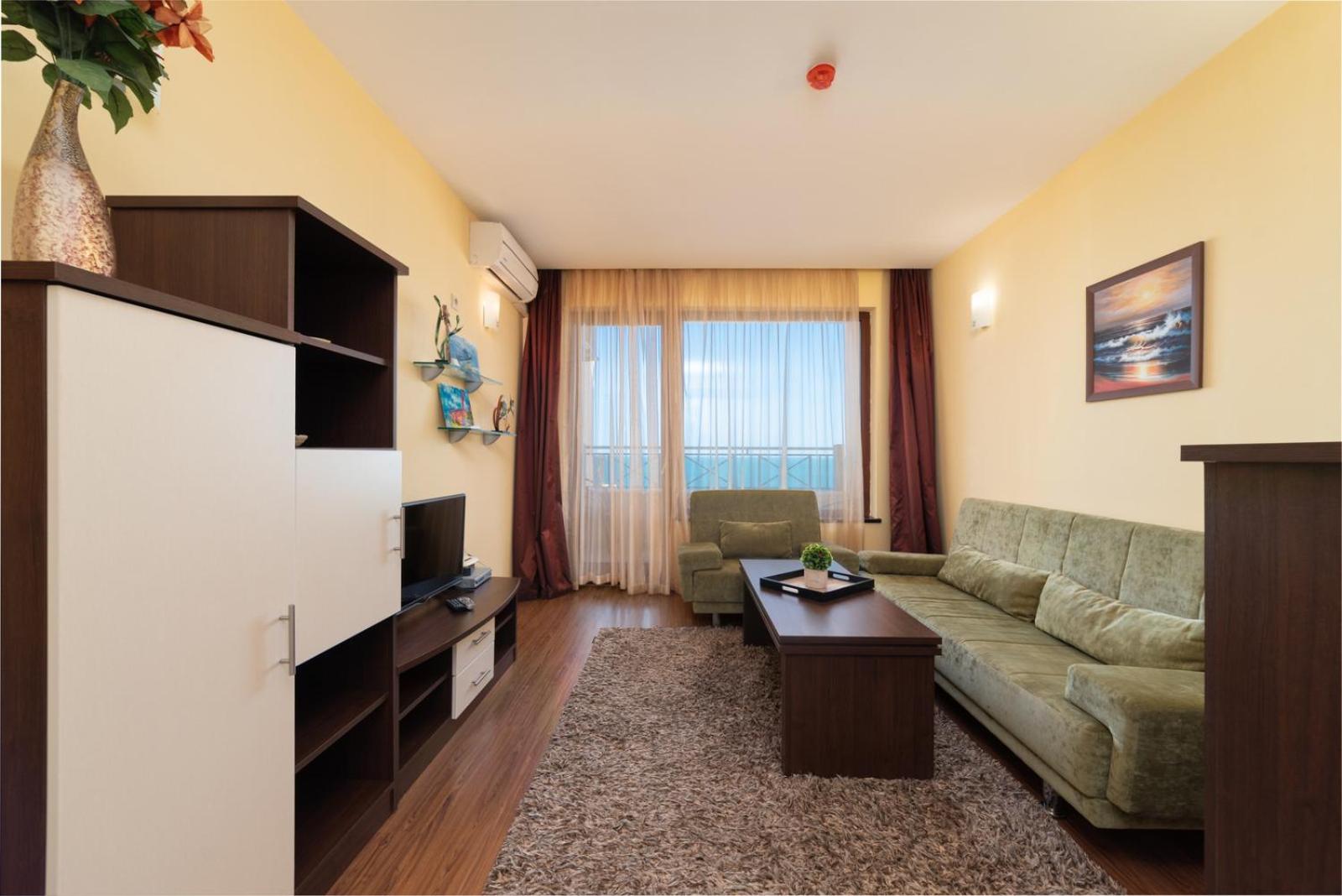 Admiral Amazing Sea View