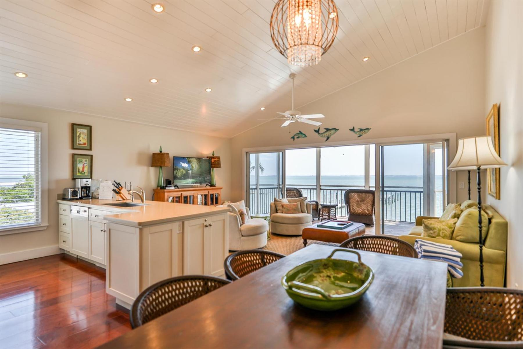 Captiva Hide A Way 2B view 2