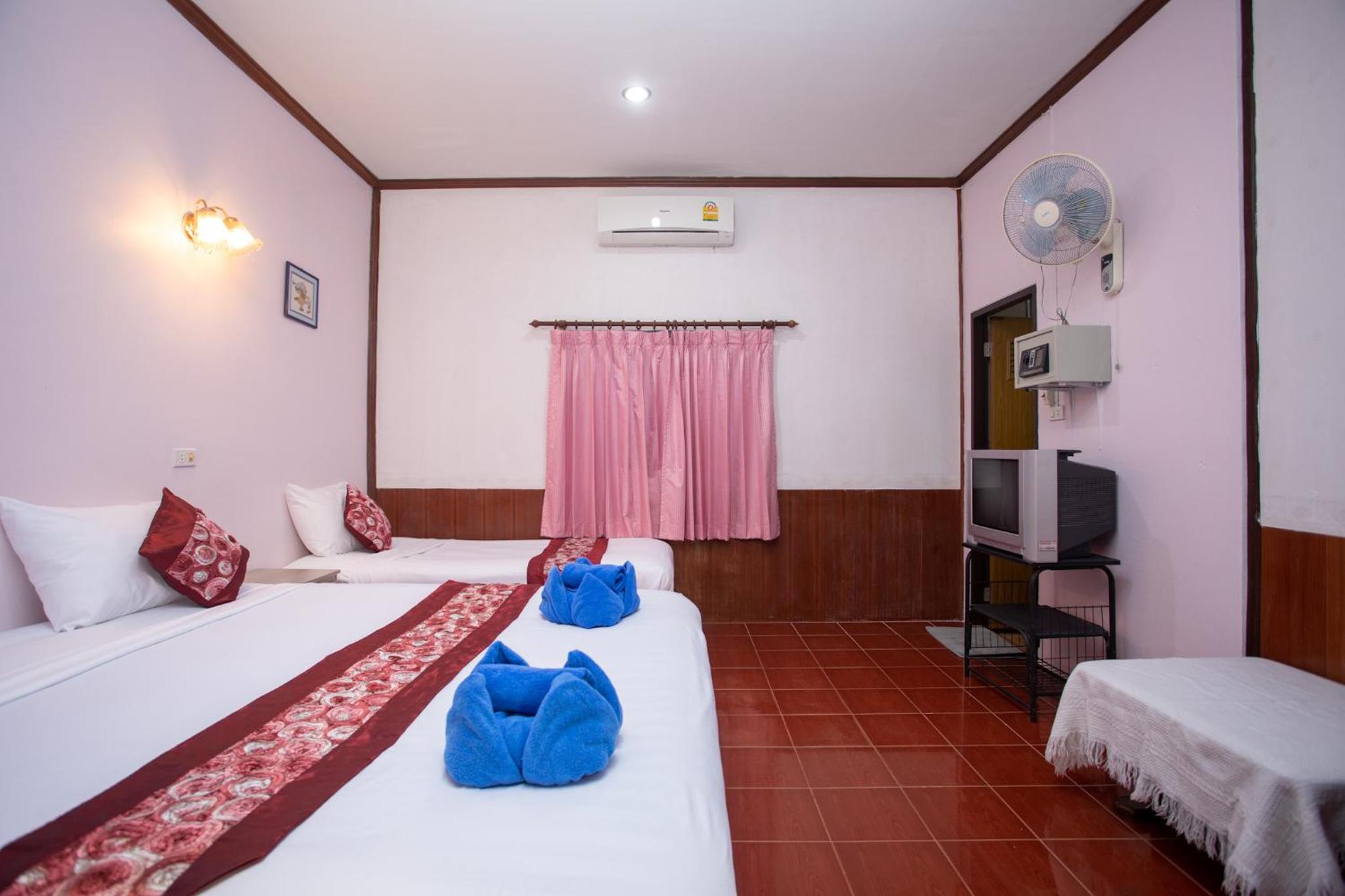 Rung Arun Resort