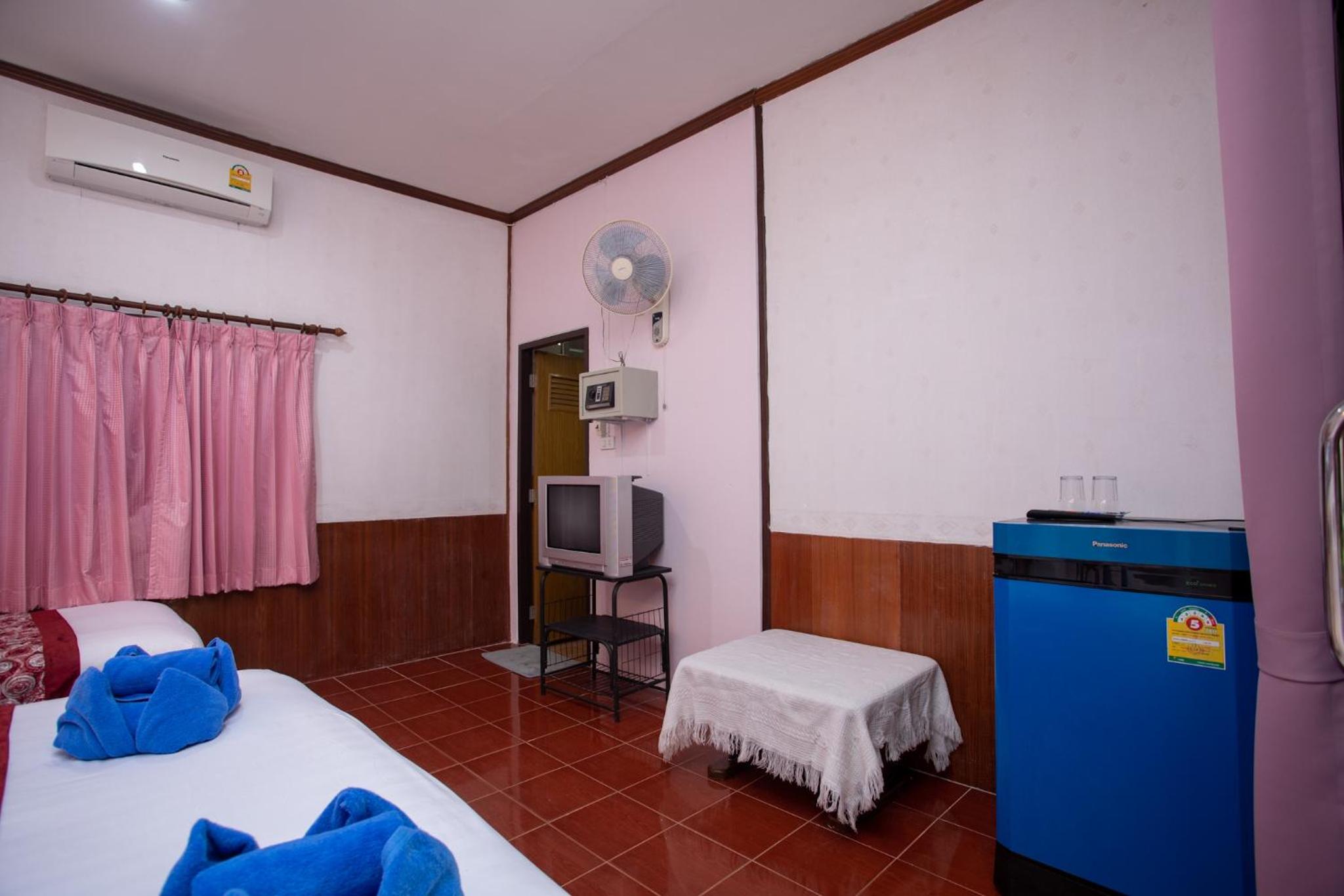 Rung Arun Resort