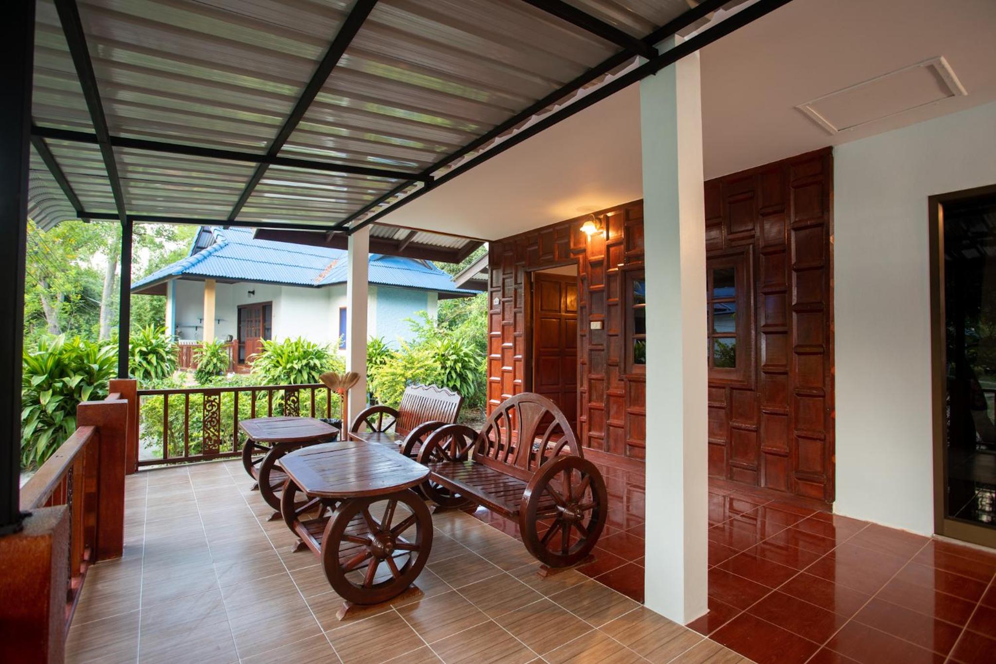 Rung Arun Resort