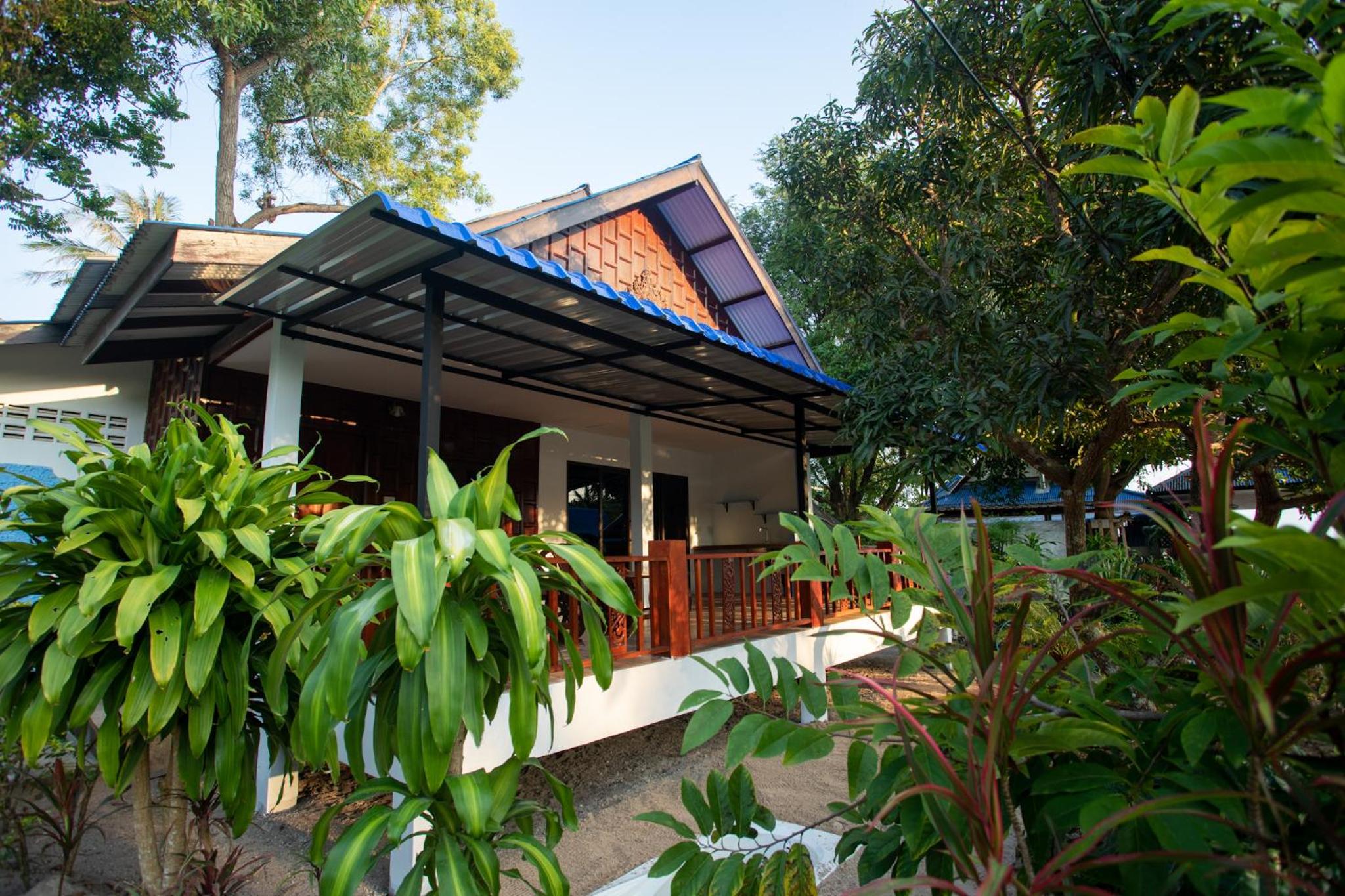 Rung Arun Resort